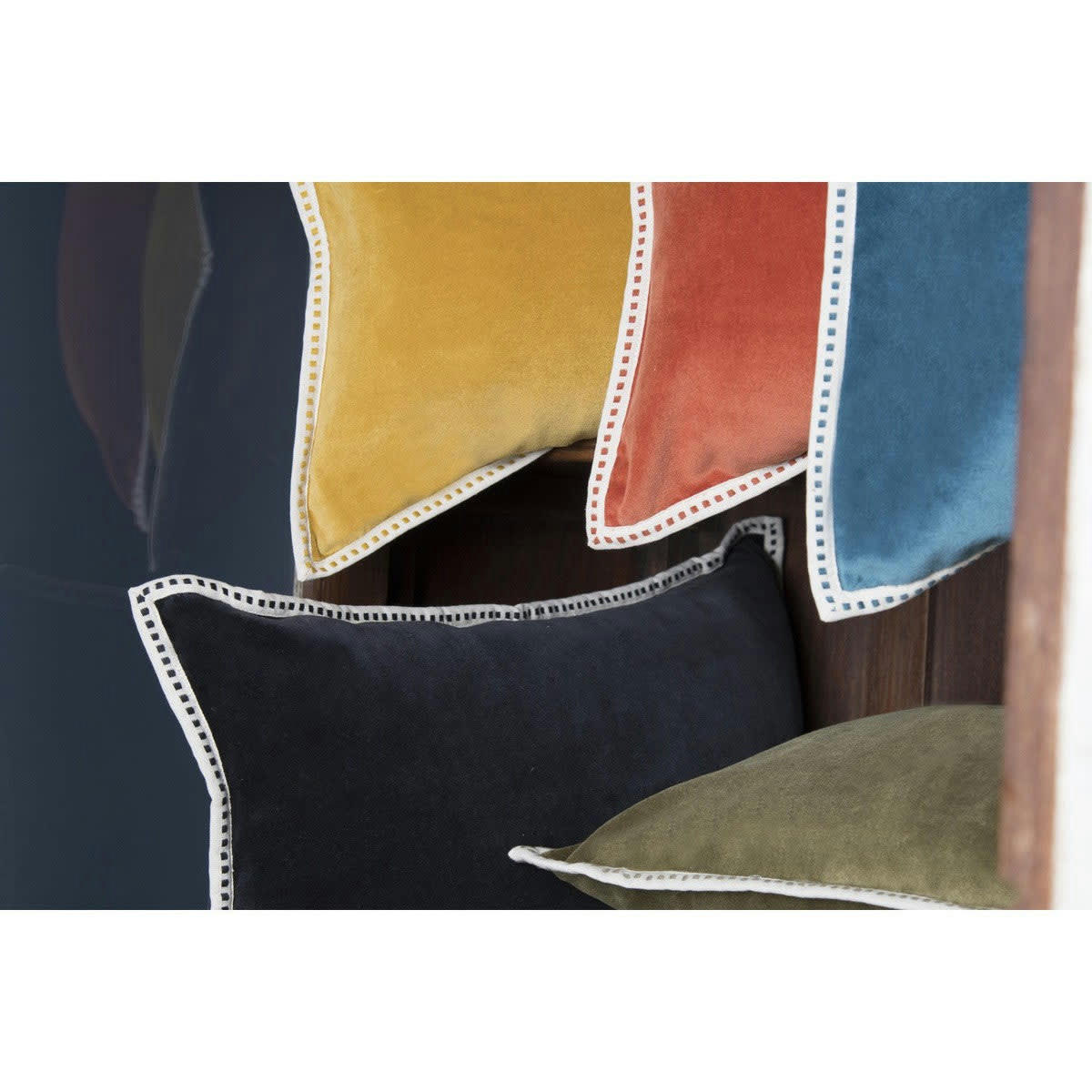 ERIN - Housse de coussin velours de coton  60x40 jaune moutarde