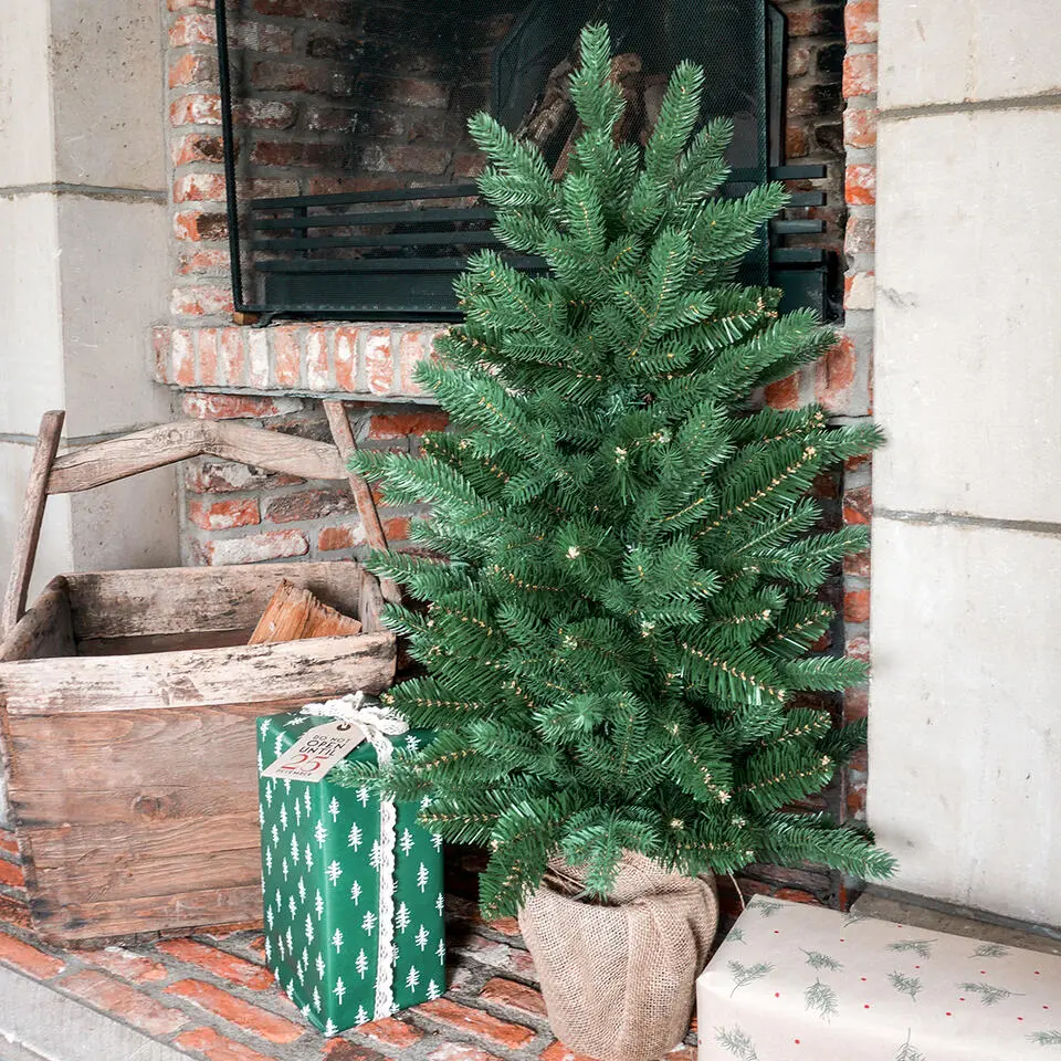 Little Grove Noorse Spar Kleine Kunstkerstboom - &Oslash;61x90 cm