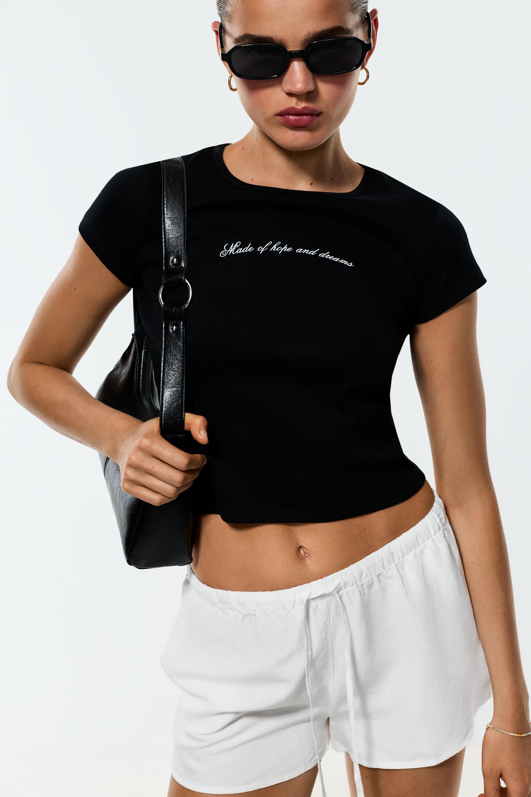 Camiseta cropped estampada