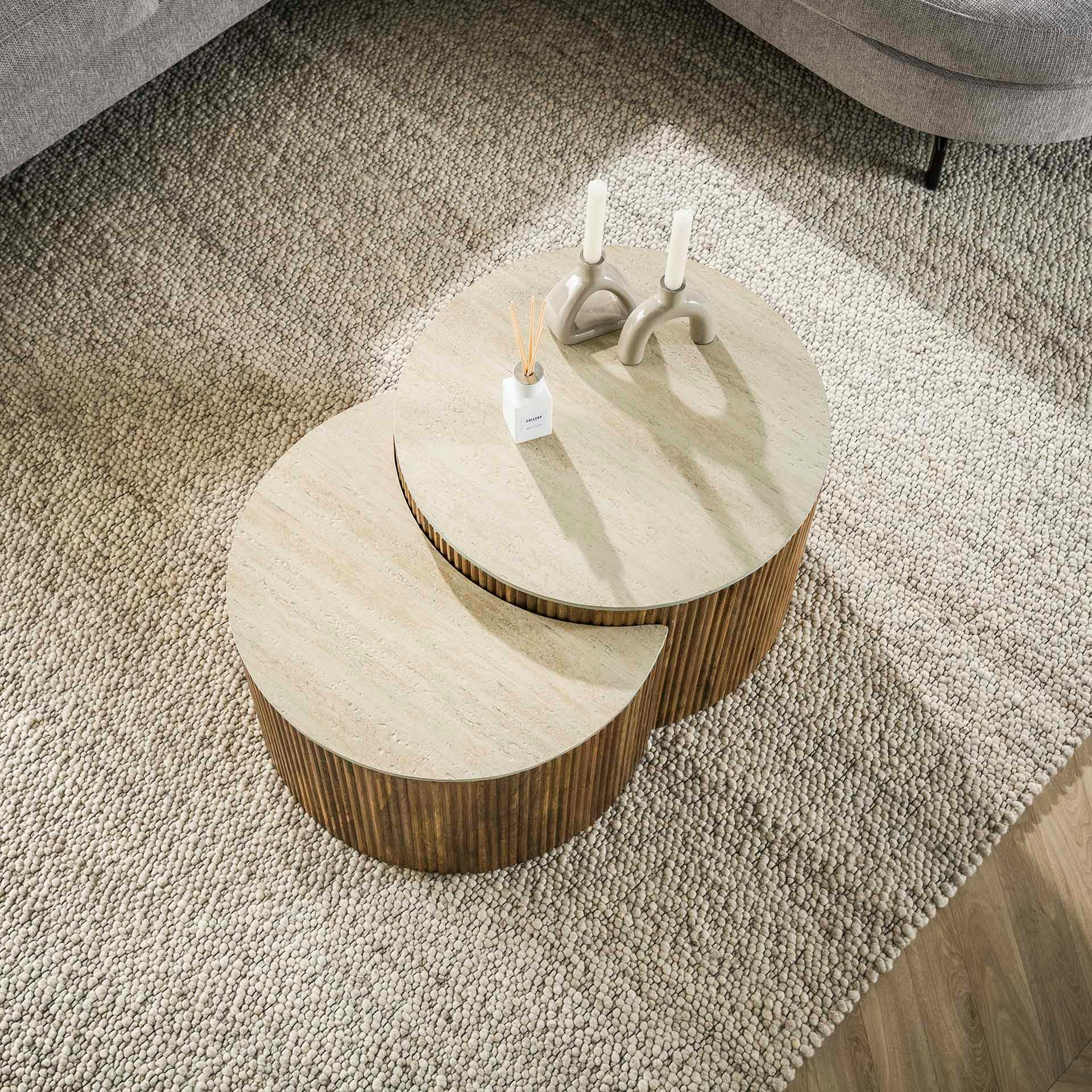 Table basse en bois de manguier et céramique, forme lune (lot de 2) ASCOLI