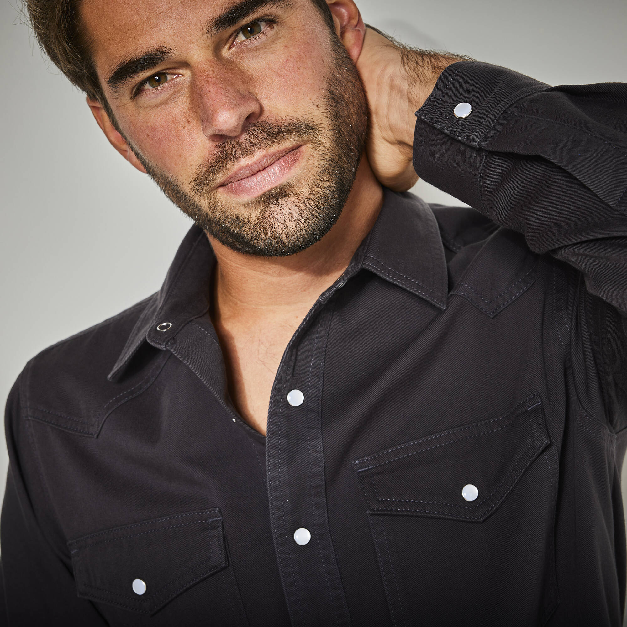 Chemise pressionnée manches longues en jean