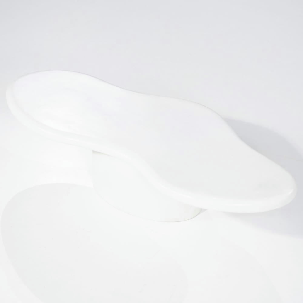 SEKI - Table basse organique blanc