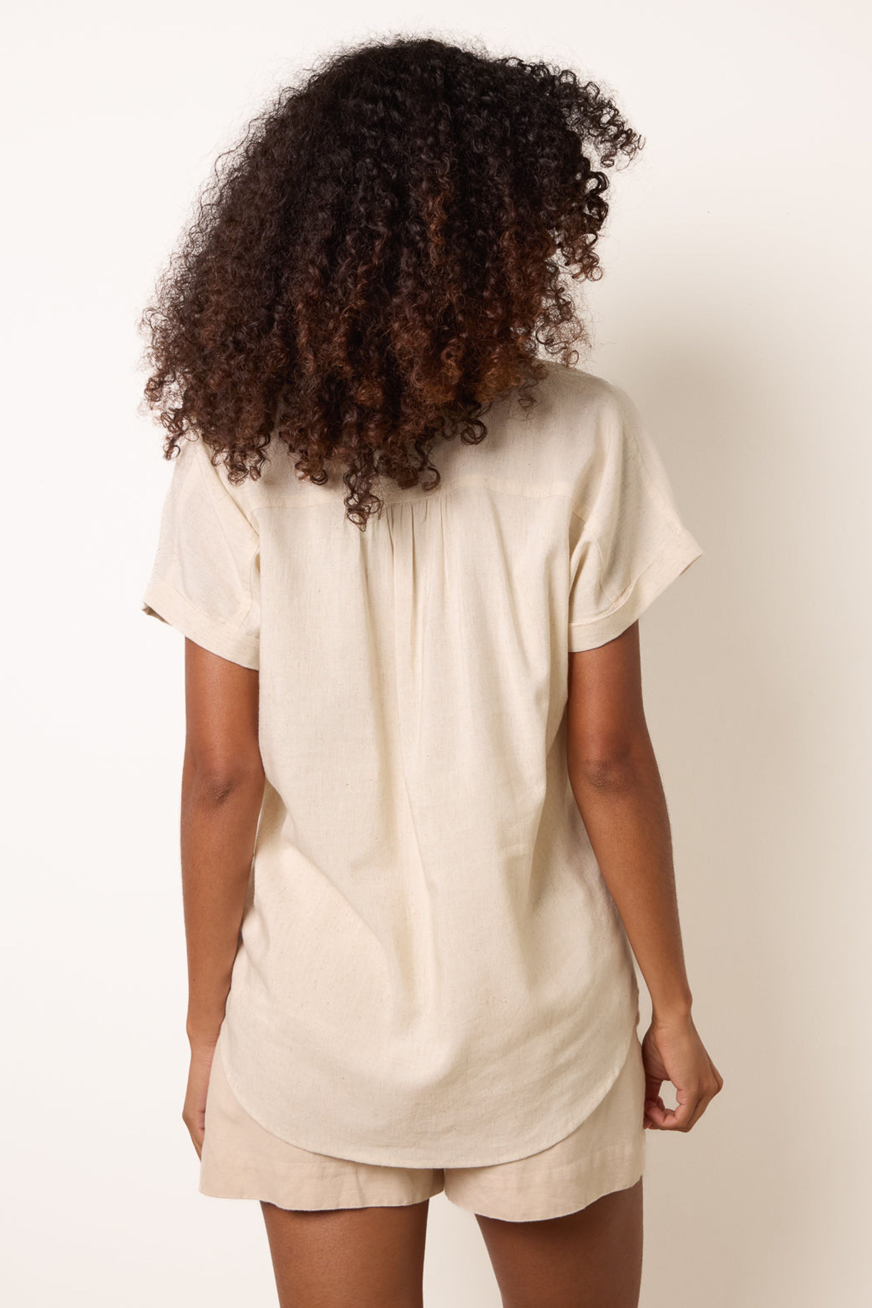 Blue Vanilla Off White Broidered Hem Short Sleeve Shirt