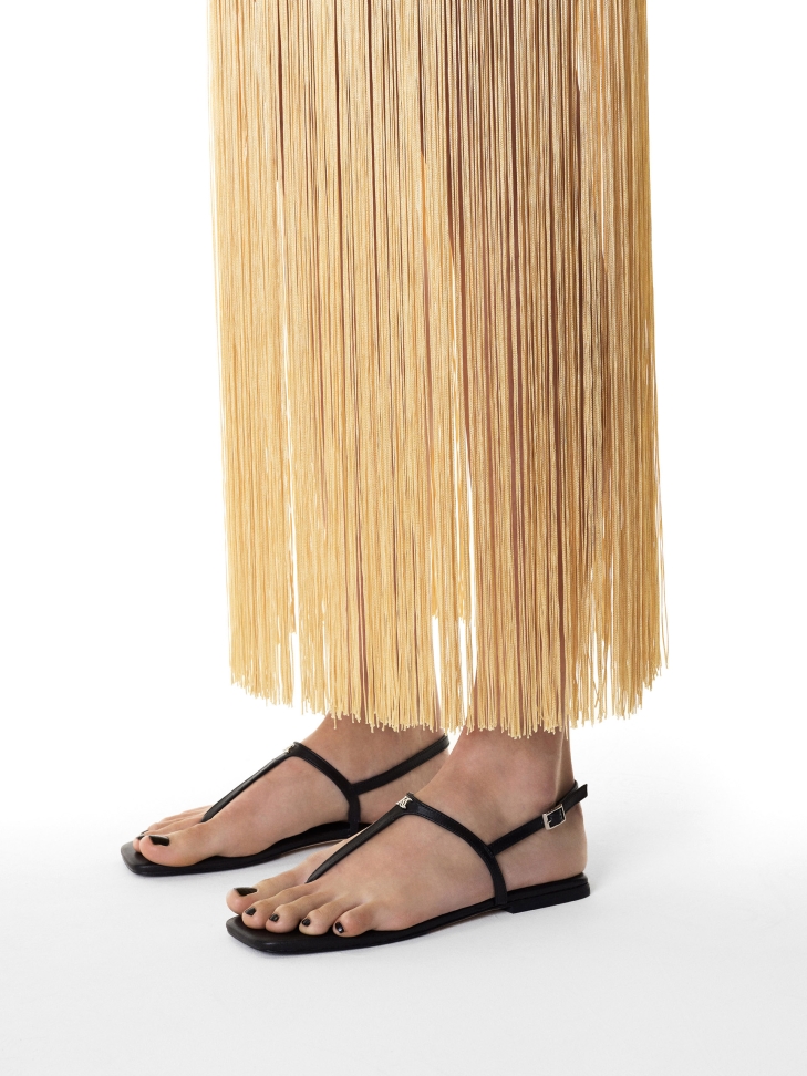 Black leather sandals with square toe