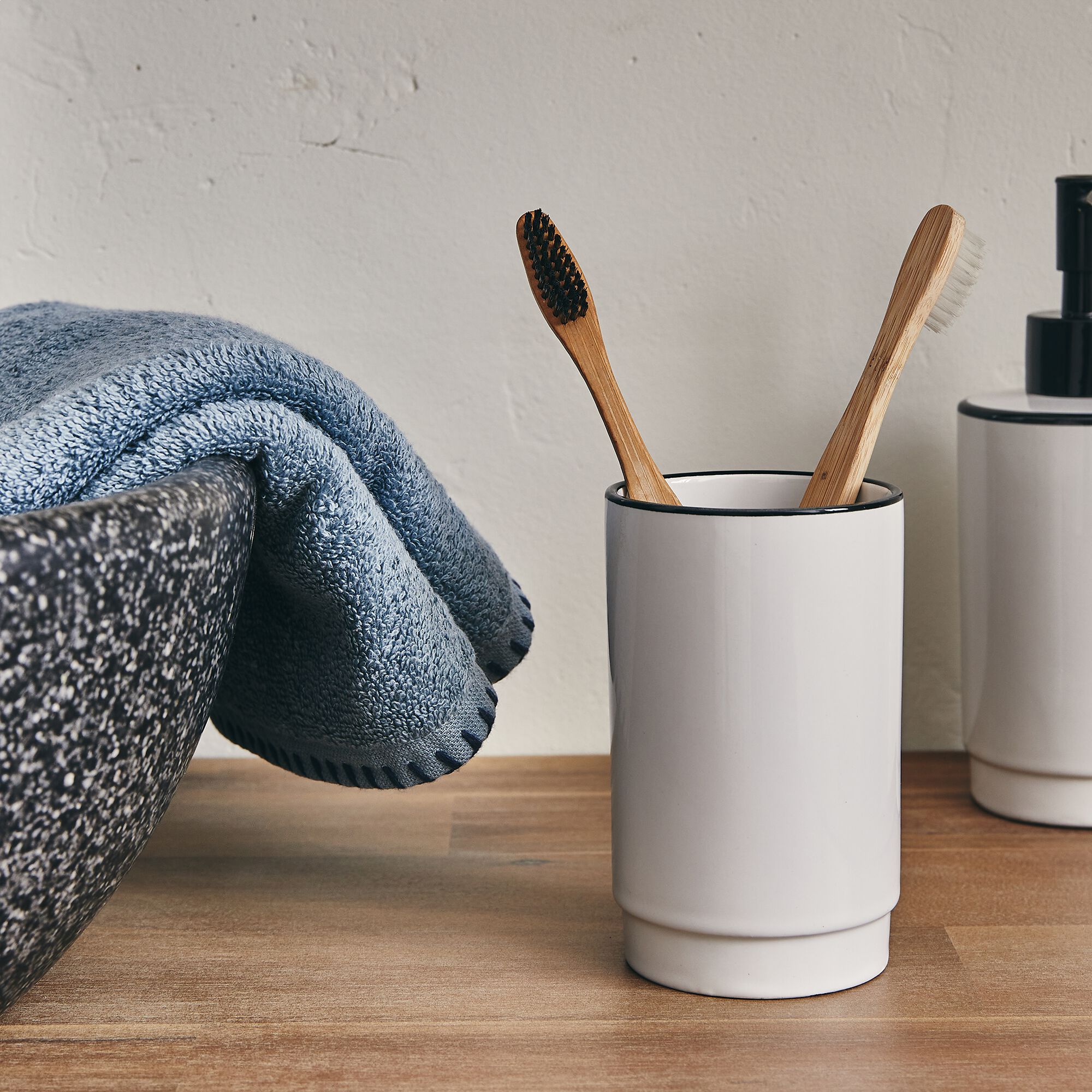 DIVI - Set de salle de bain en grès - noir et blanc