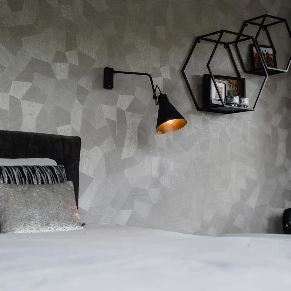 Qazqa wandlamp luna wl zwart e27