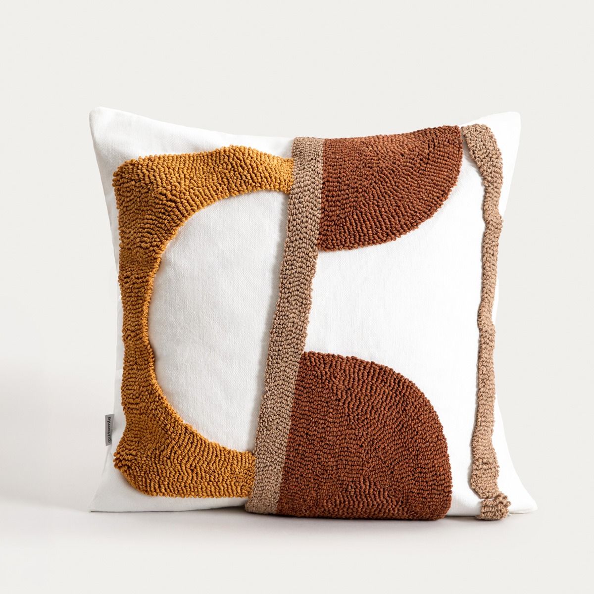 Poszewka NAYLA z tuftowanym geometrycznym wzorem 45x45cm