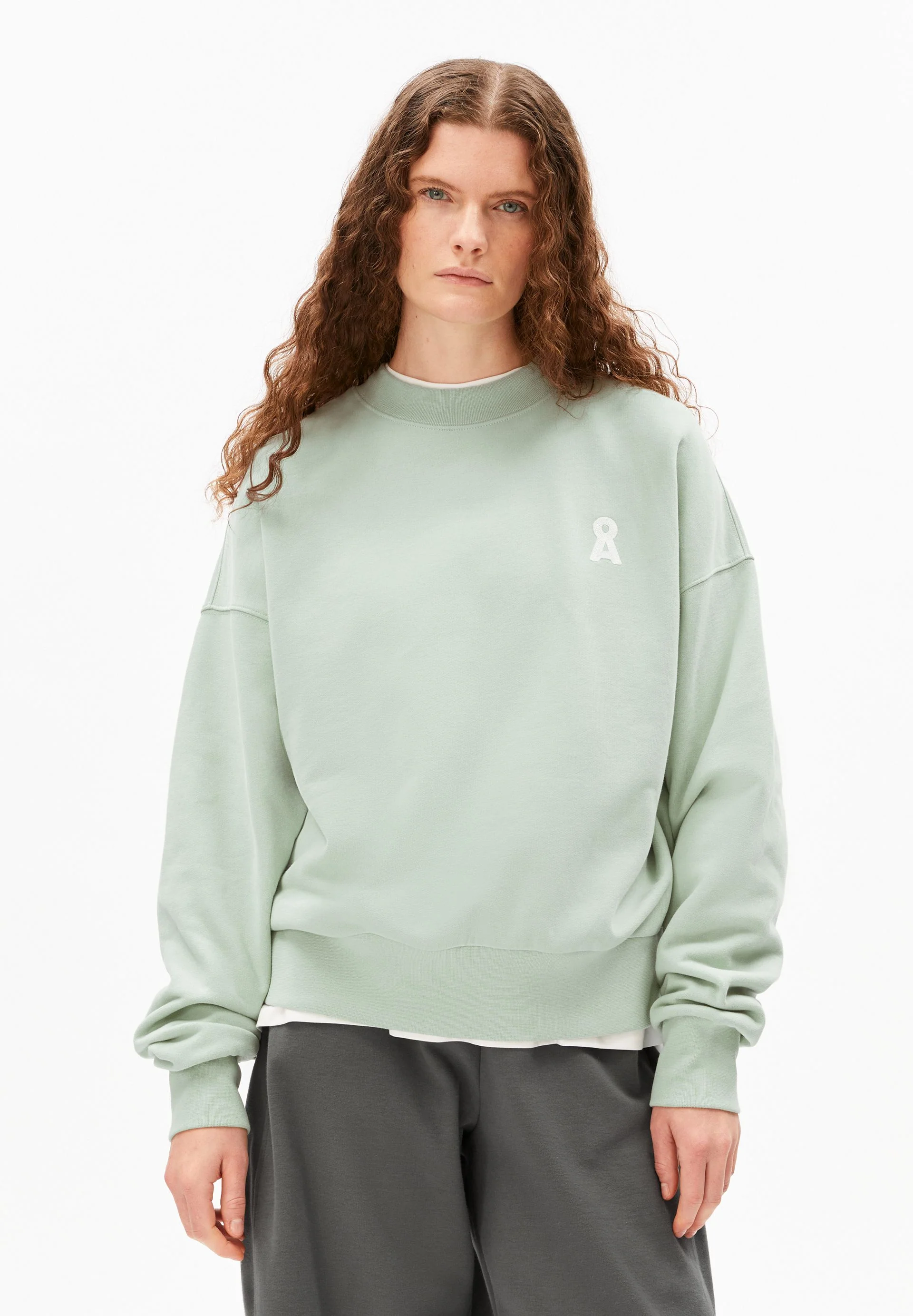 ICONIC Å ALIZAA SWEATSHIRT