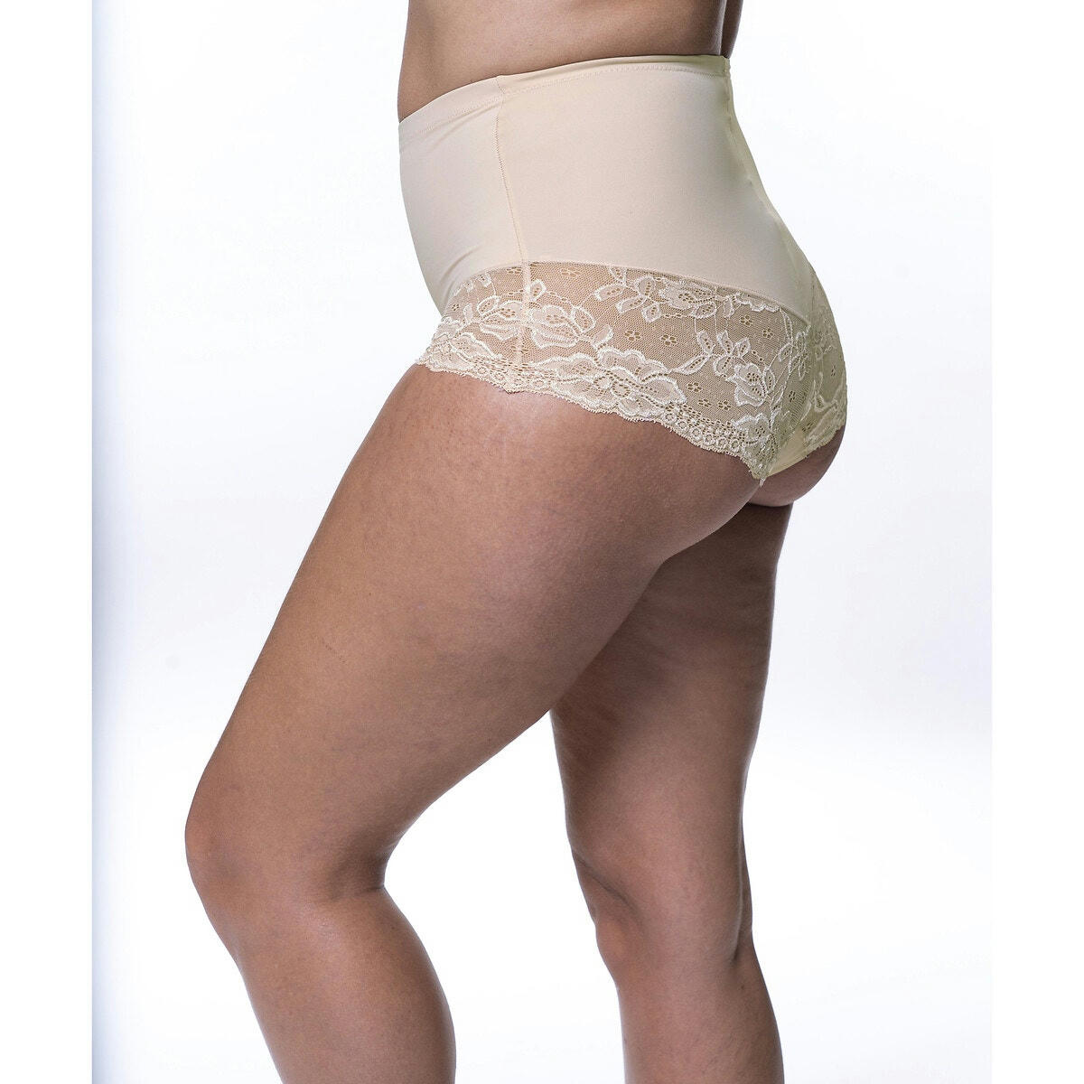 Culotte haute, maintien moyen, Brigitte