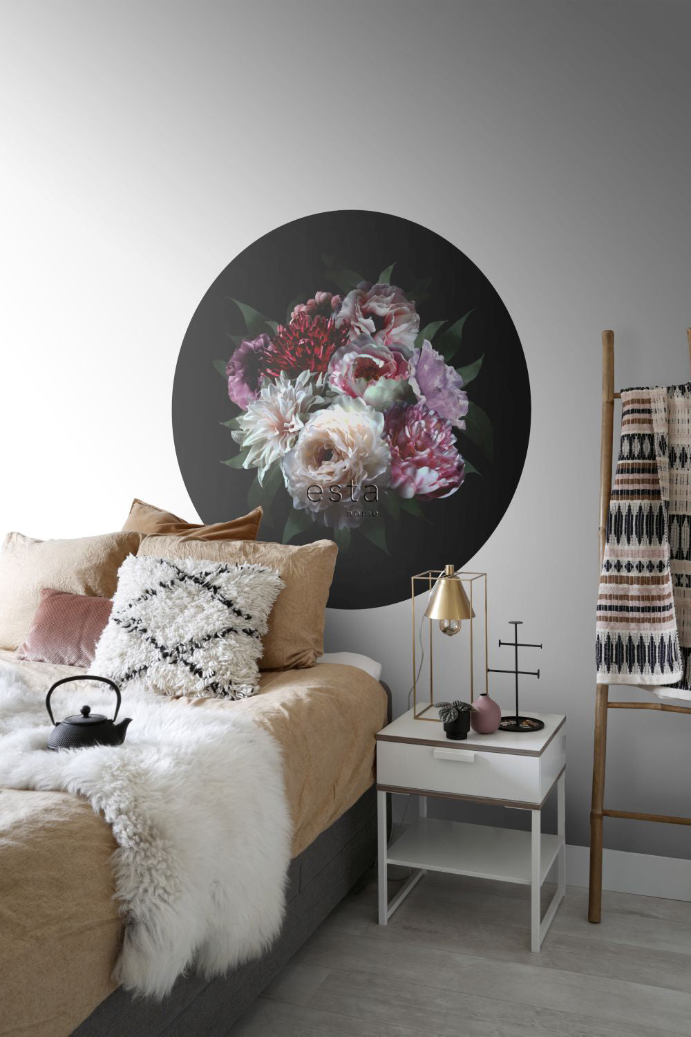 ESTAhome zelfklevende behangcirkel bloemstilleven multicolor op zwart - Ø 140 cm - 159015