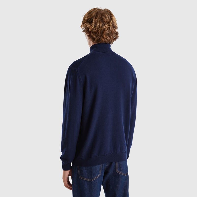 Midnight blue turtleneck in pure Merino wool