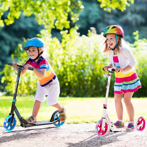NNECW Folding Kick Push Scooter with Flashing LED Wheels-Pink