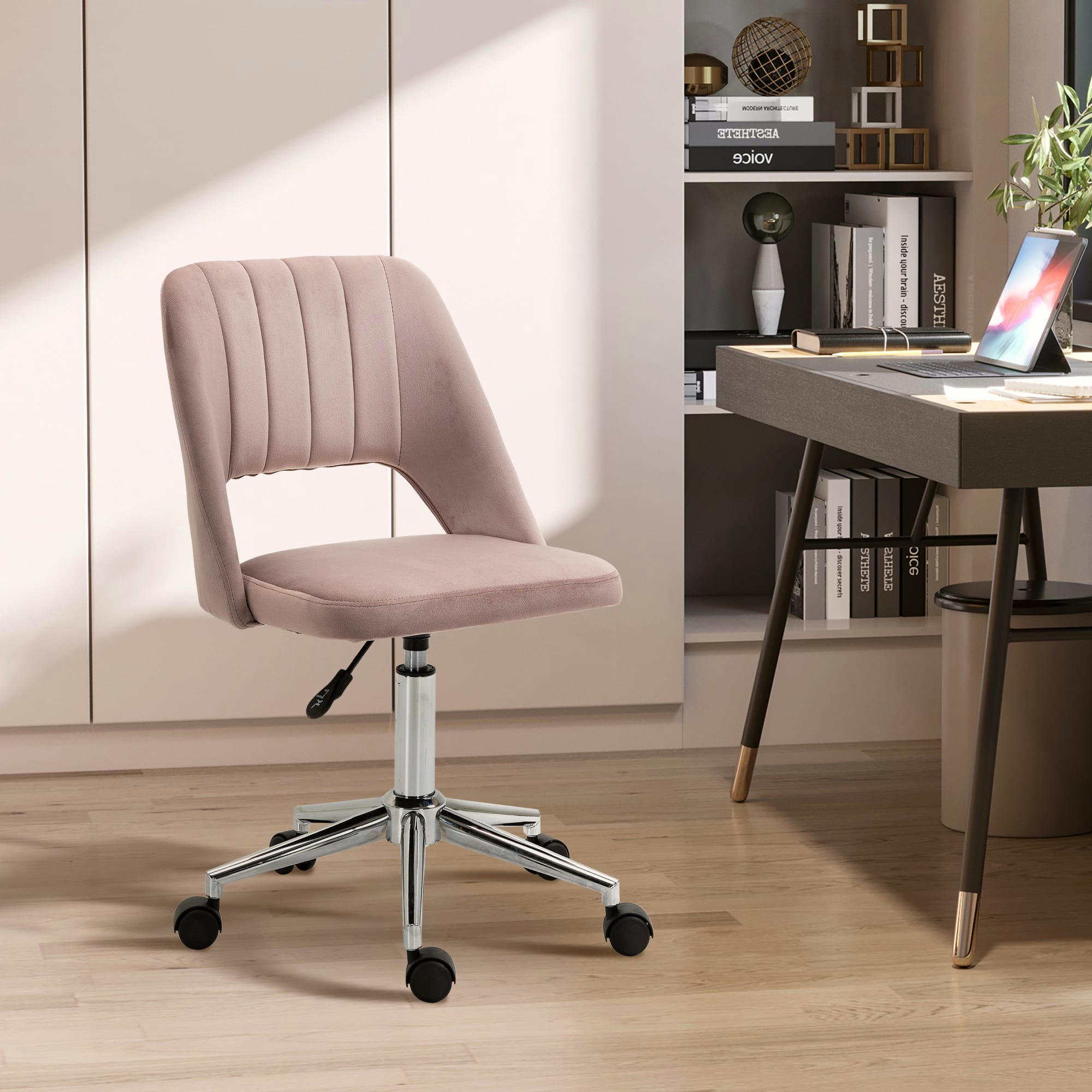 - Chaise de bureau design dossier ajouré strié pied chromé velours rose