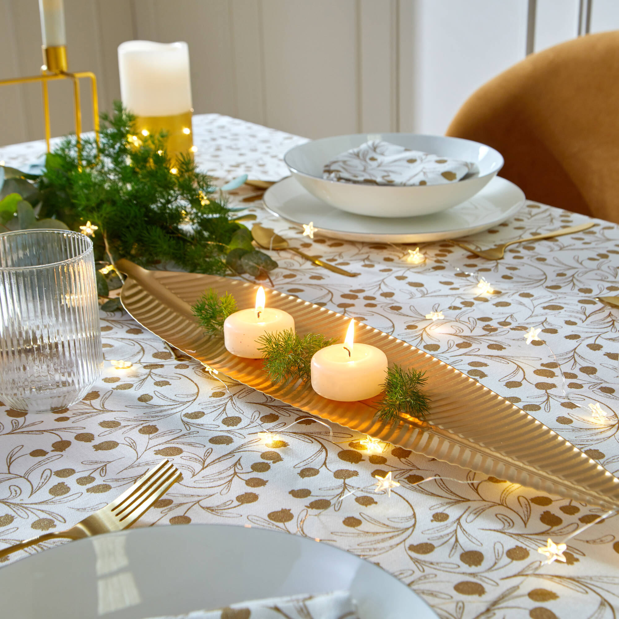Centre de table feuille dorée