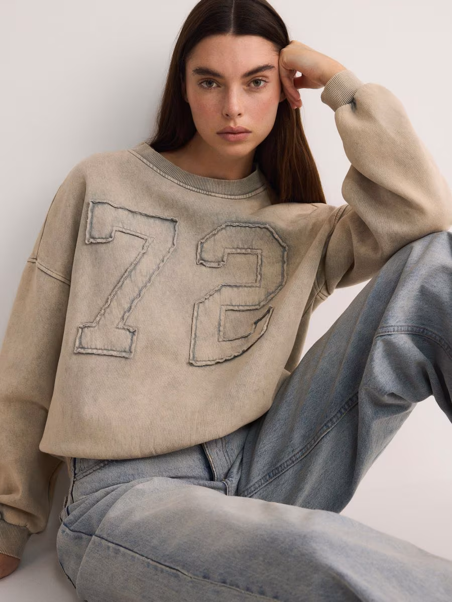 Sweatshirt With Wash Effect