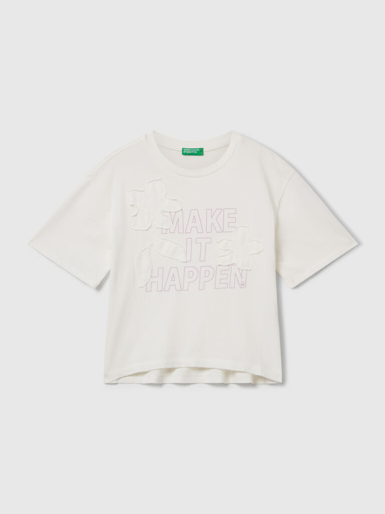 T-shirt with print and patch