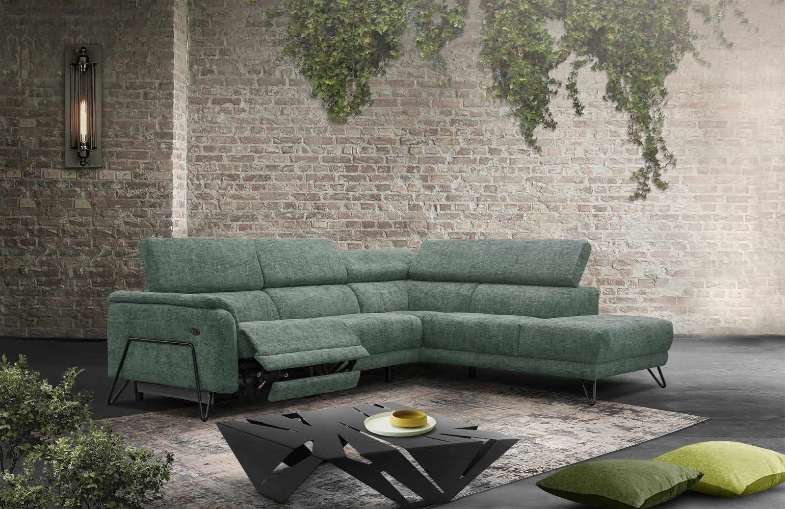 RODEN - Canapé d'angle droit 5 places avec une relax électrique tissu vert