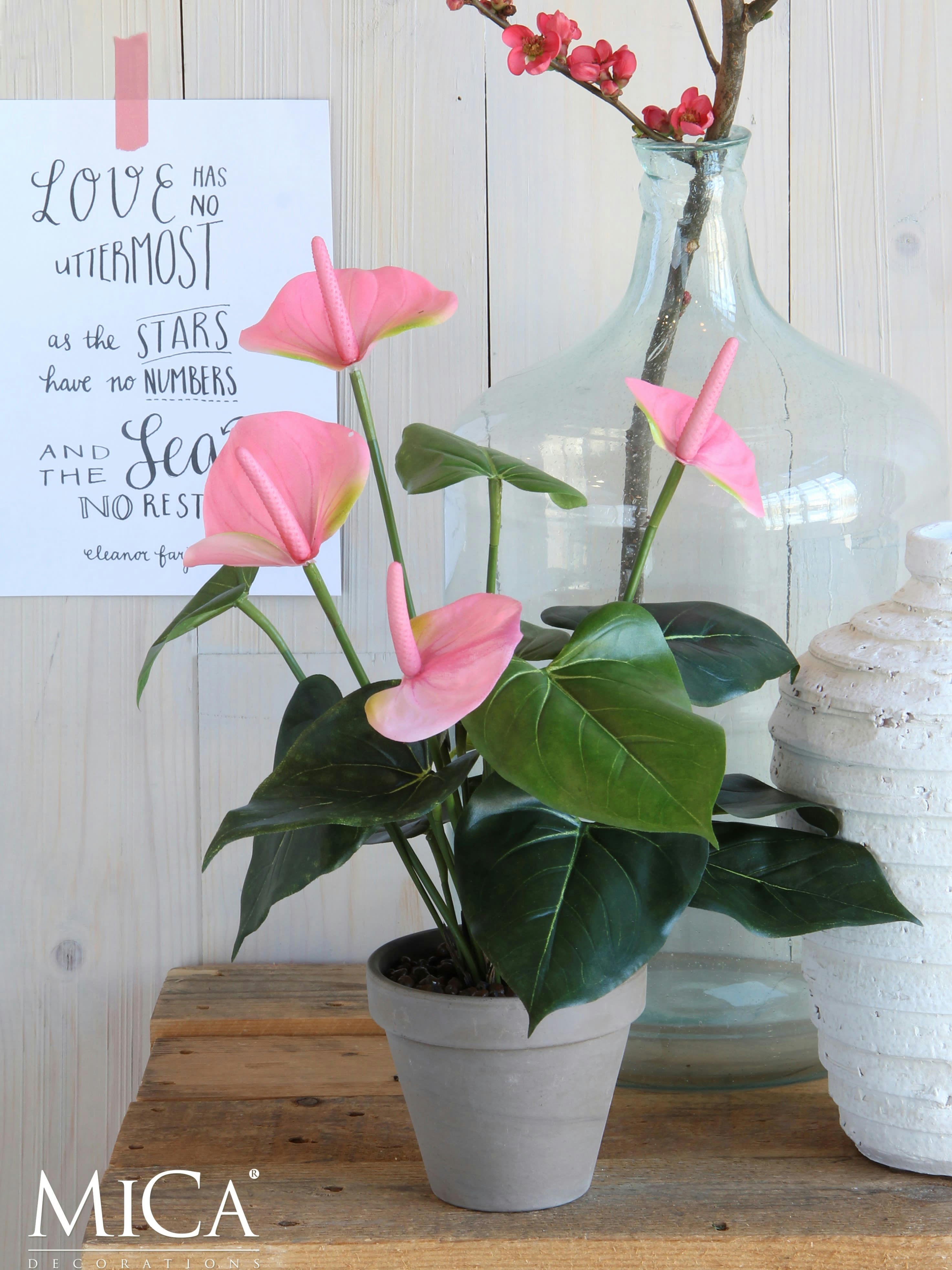 - Anthurium artificielle rose clair en pot H40