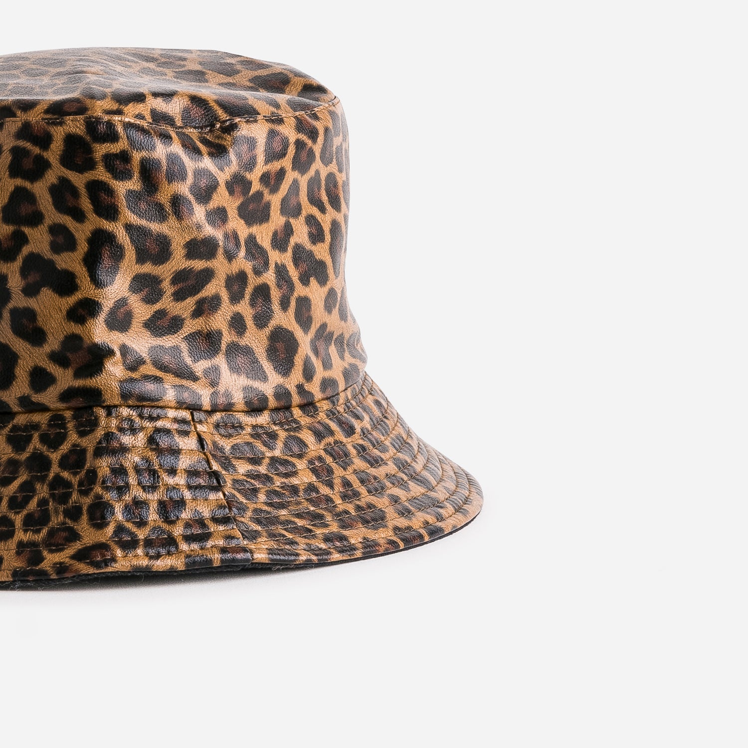 Bob réversible motif léopard et noir