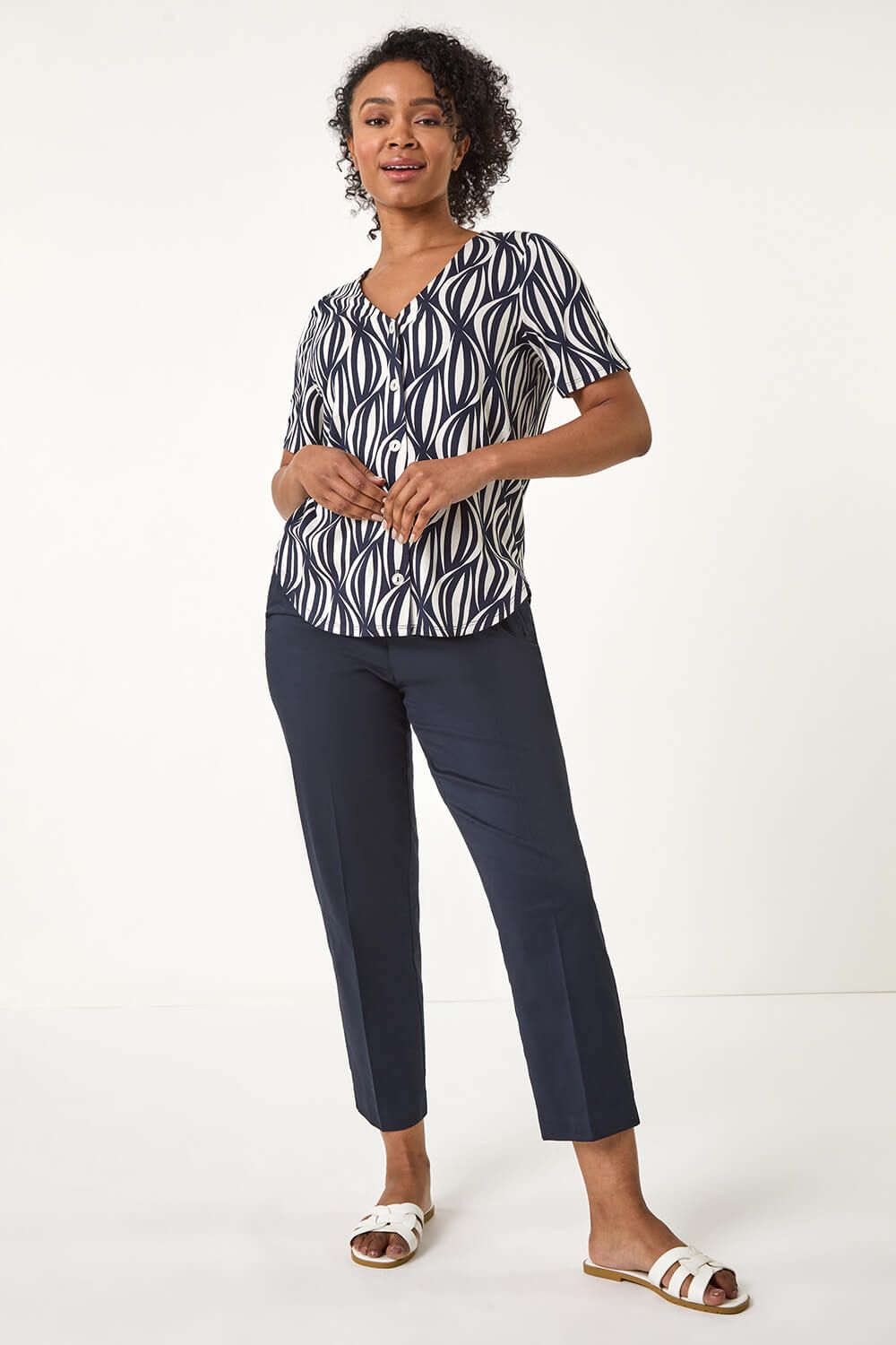 Roman Petite Geo Print V-Neck Stretch Blouse