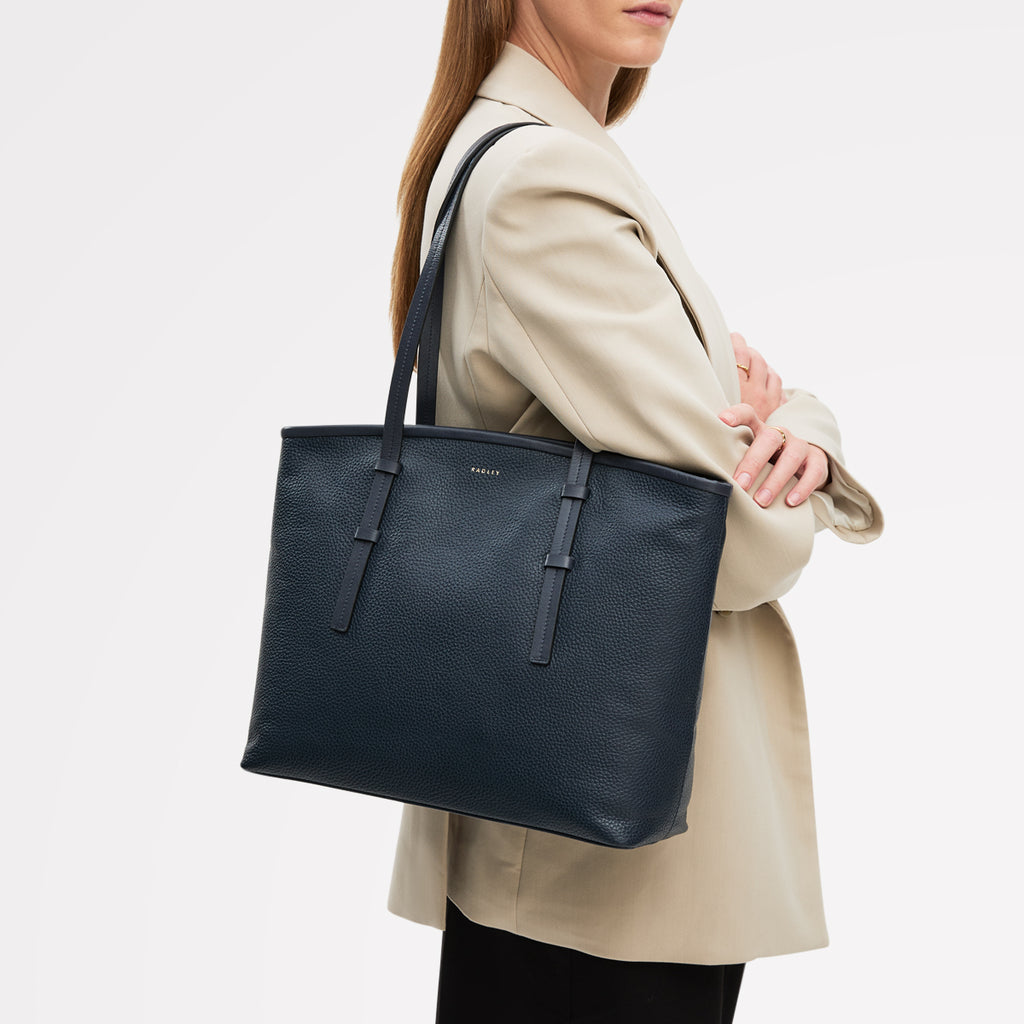 Bridgewater - Medium Ziptop Tote