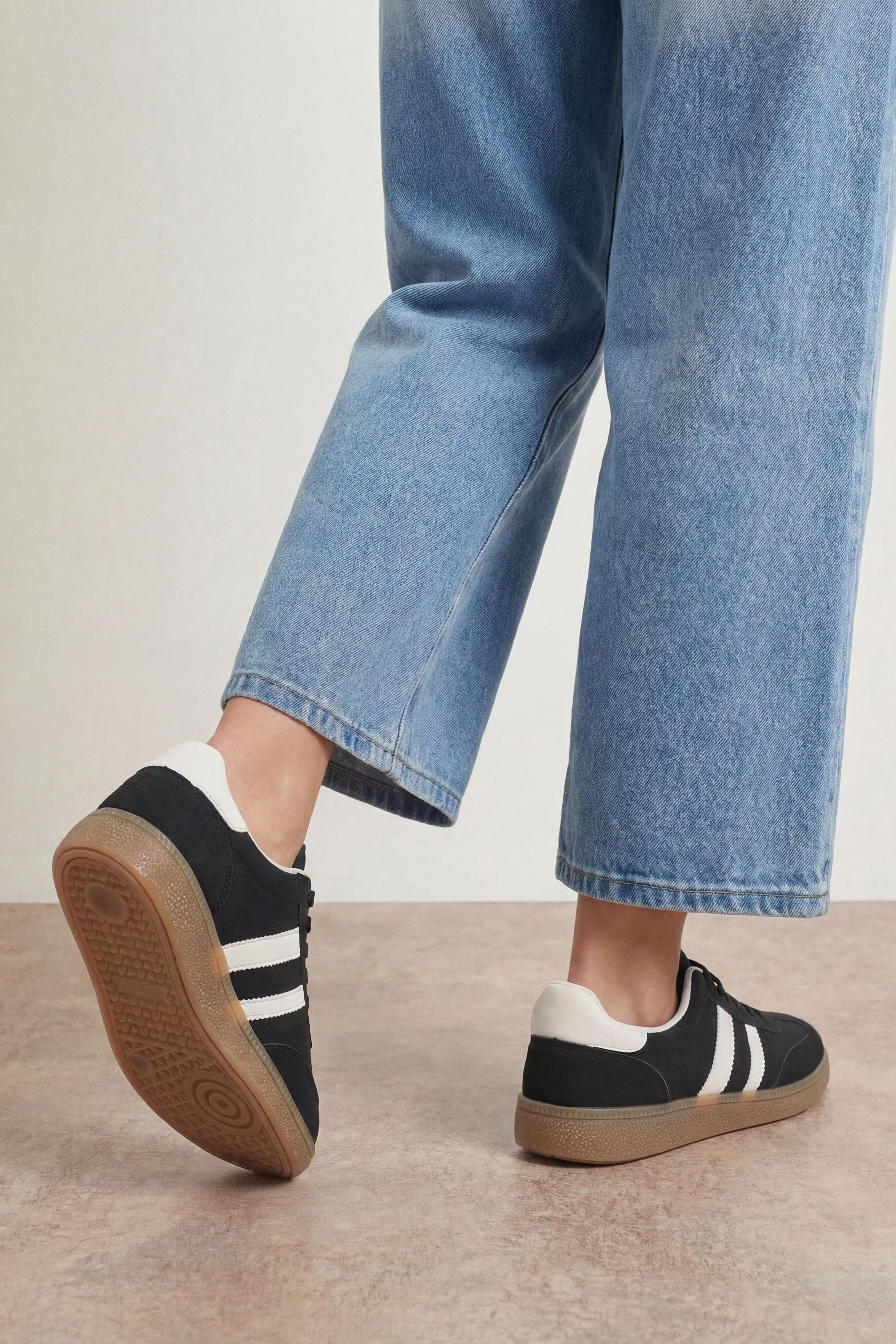 Oasis Erin Faux Suede Lace Up Trainers