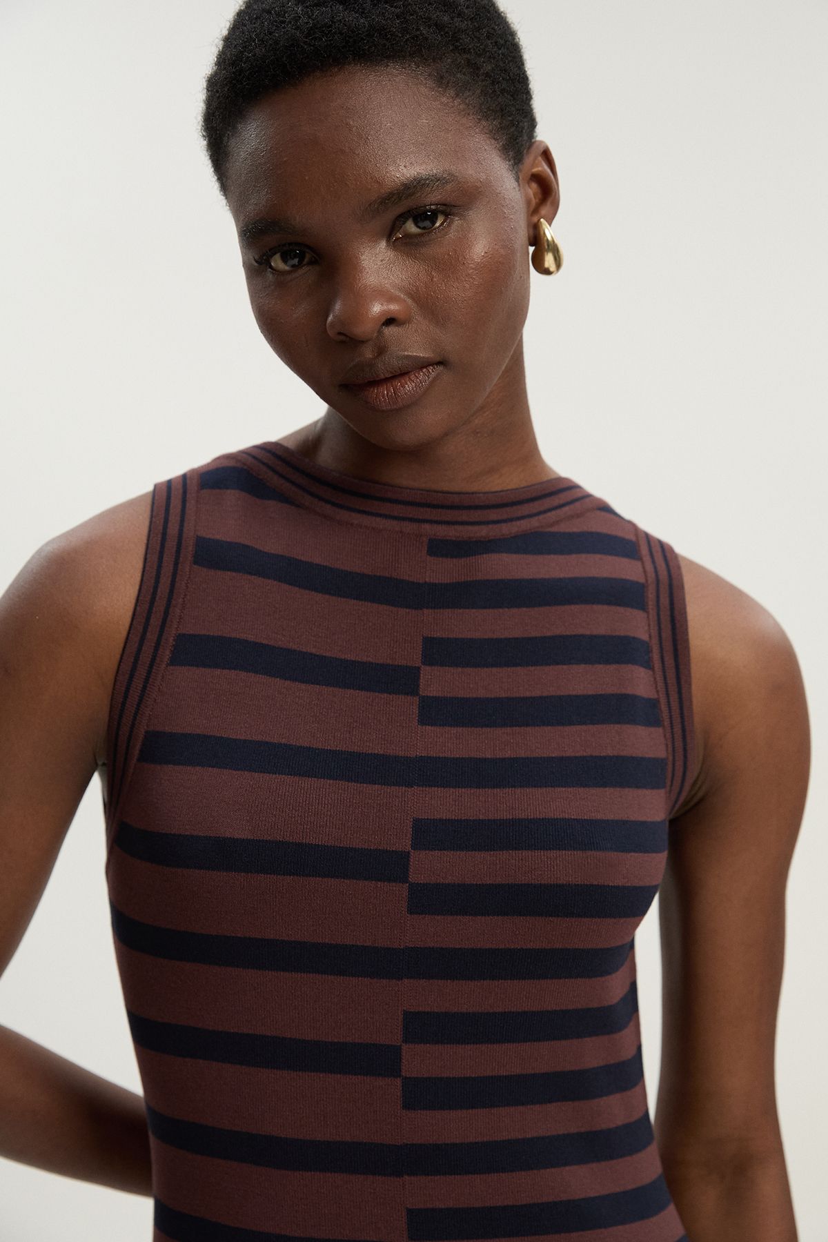 KarenMillen Asymmetric Hem Cut About Stripe Sleeveless Knitted Midi Dress