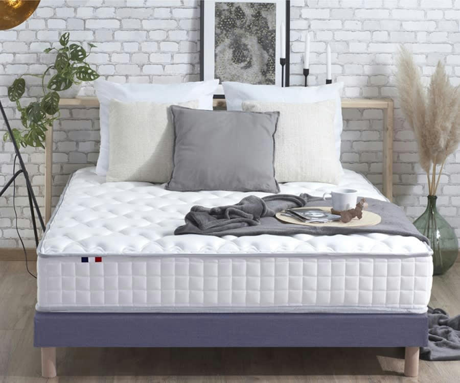 POLYLATEX - Matelas eco conçu Polylatex recyclé très ferme 80 kg 140x190