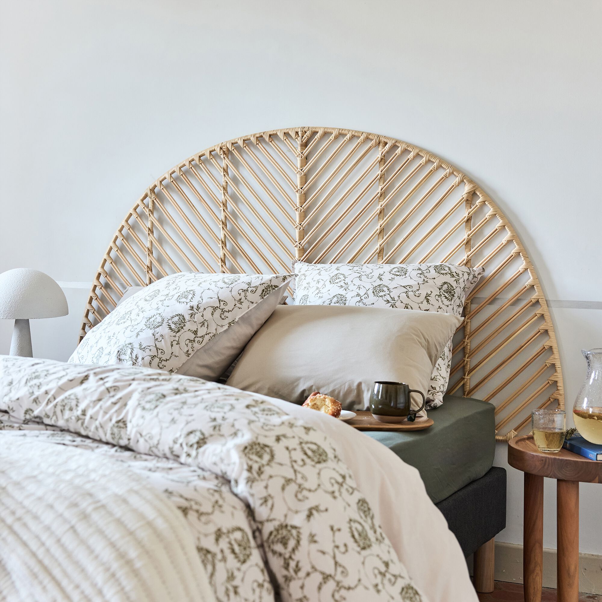 KERIANE - Tête de lit ronde en rotin L170cm - bois clair