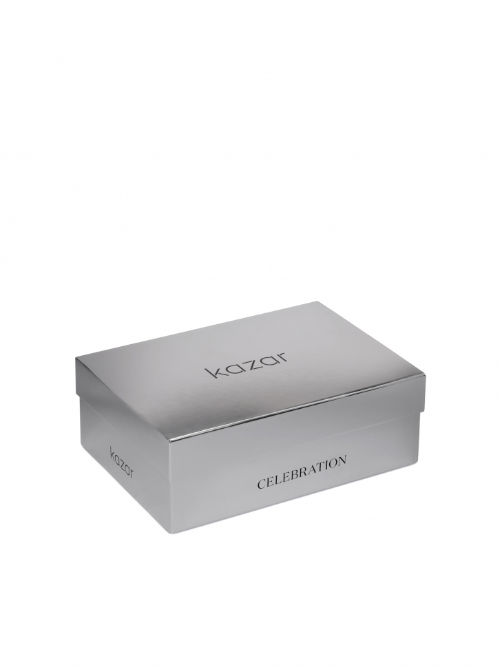 Suede booties coated with crystals