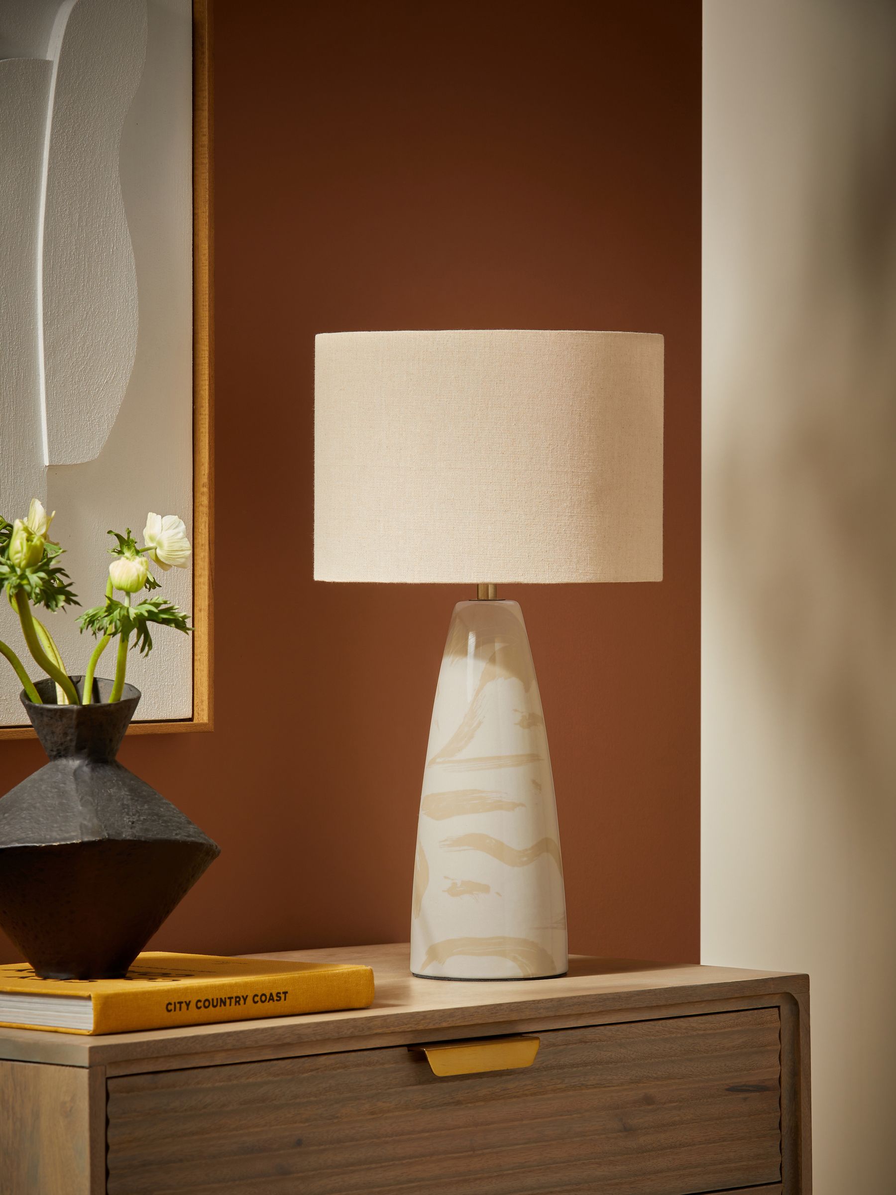 Vince Ceramic Table Lamp in Cream