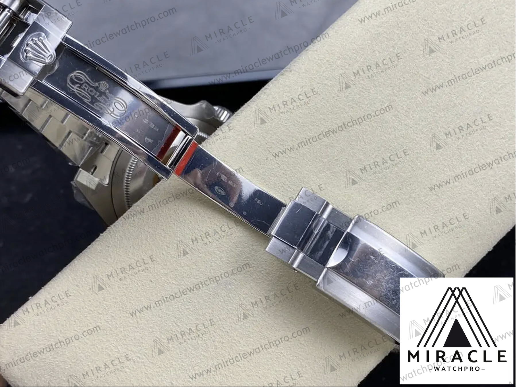 ROLEX-GMT MASTER II-ref.M126710BLRO-0001-Elite Clone-40mm-Replica Watch