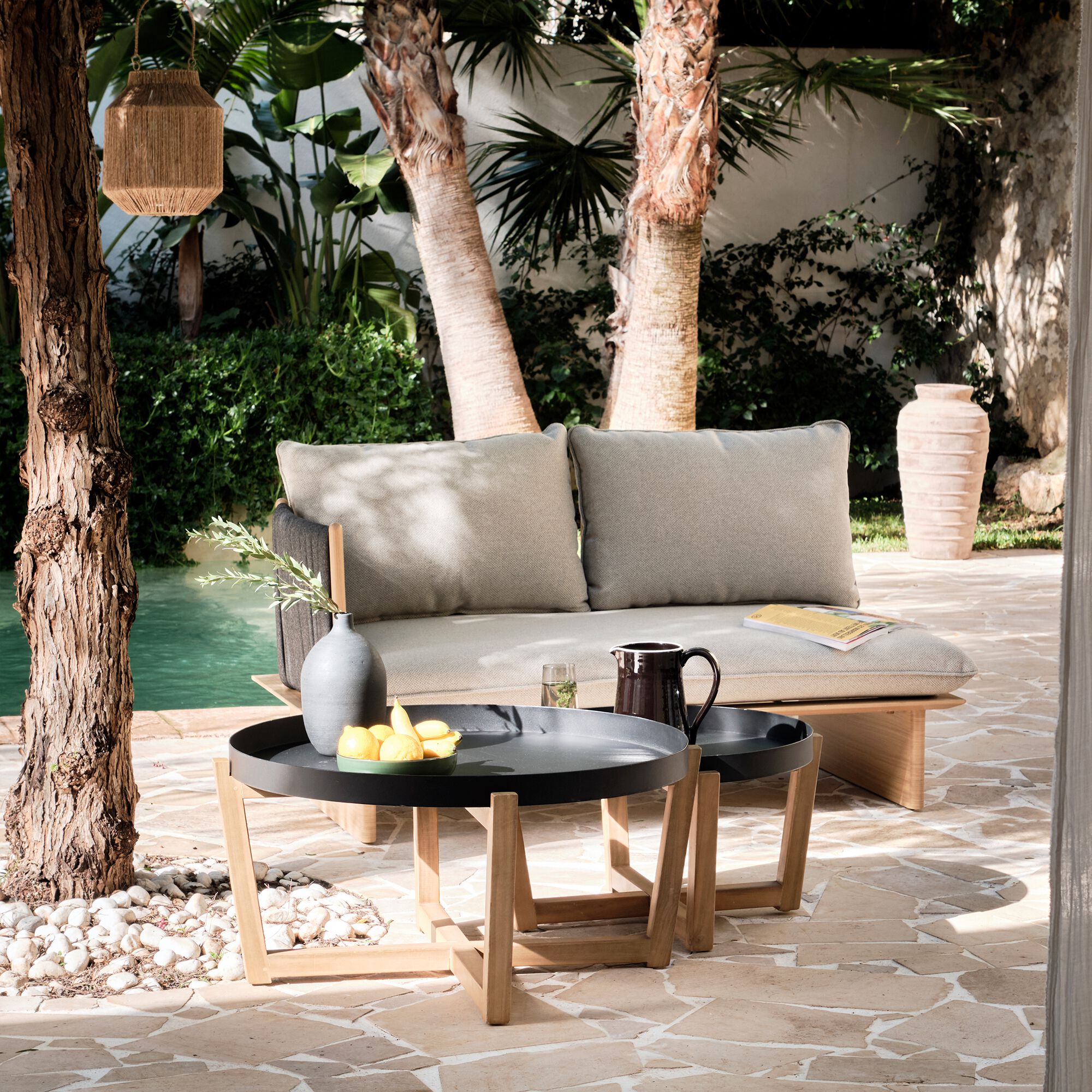BLAYEUL - Table basse de jardin en acier et acacia - noir