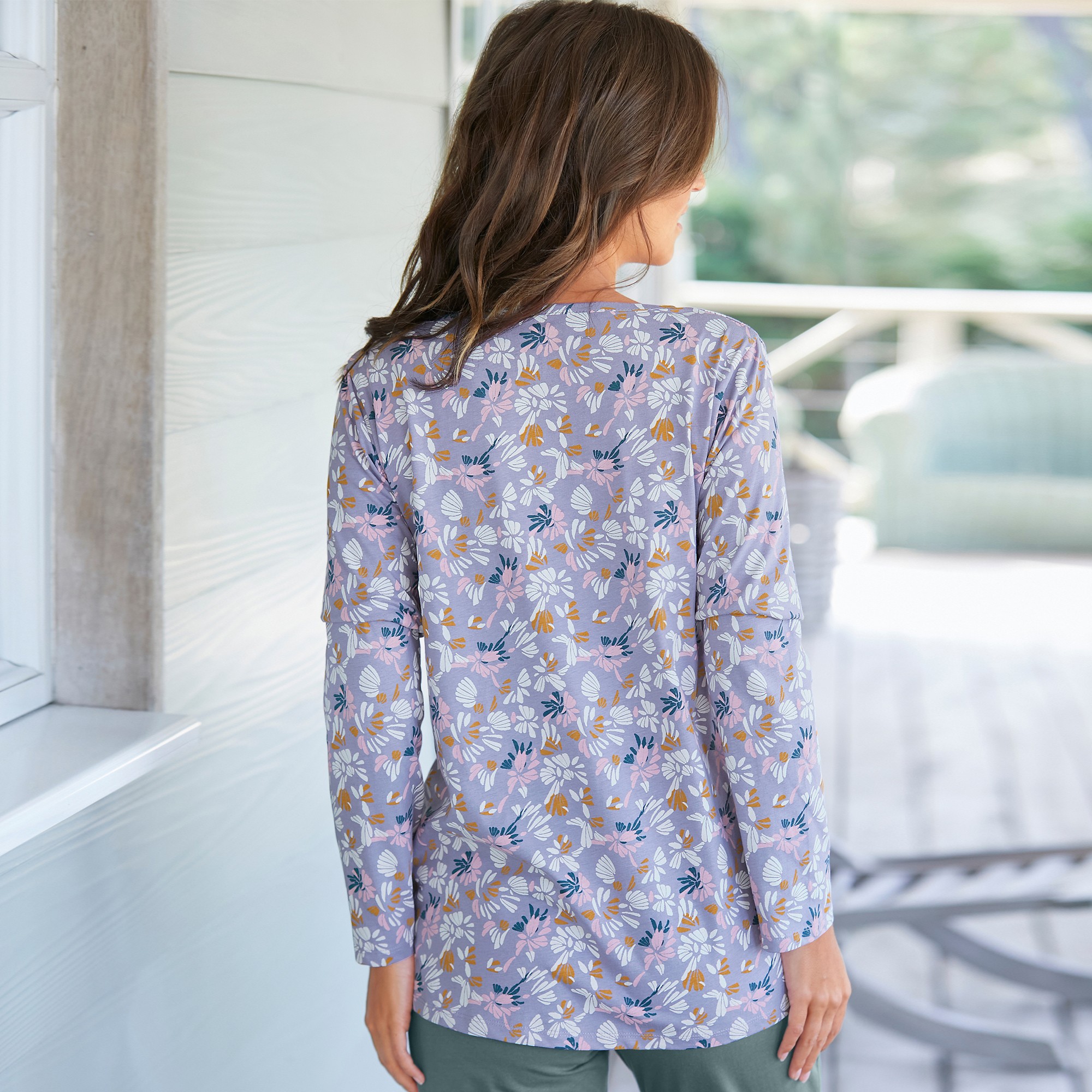 Haut de pyjama manches longues imprimé fleuri