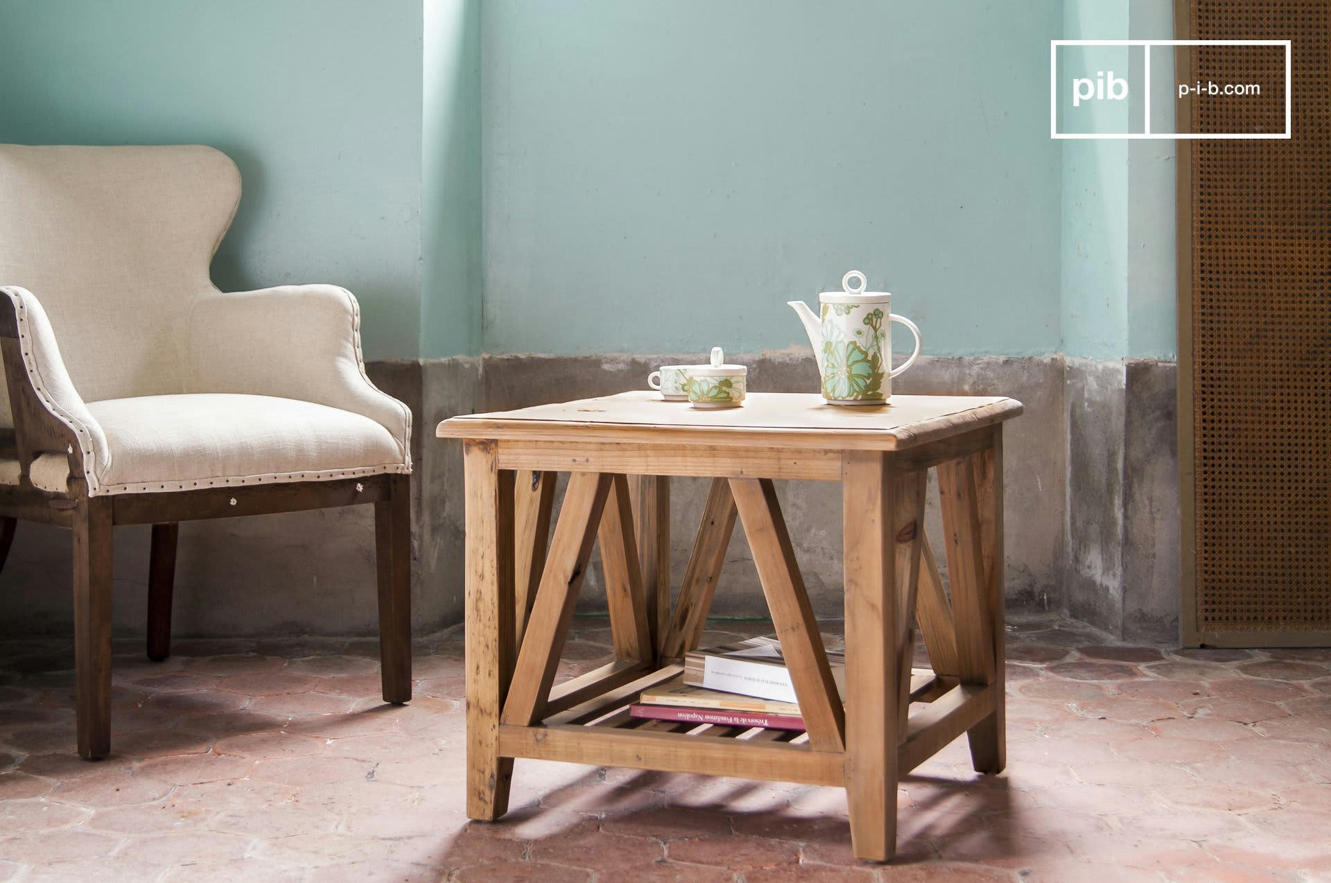 CADYNAM - Table basse carrée en bois marron