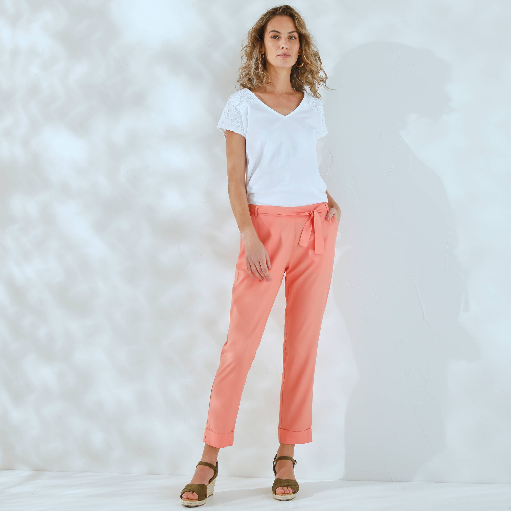 Pantalon 7/8ème fuselé uni, tissu fluide