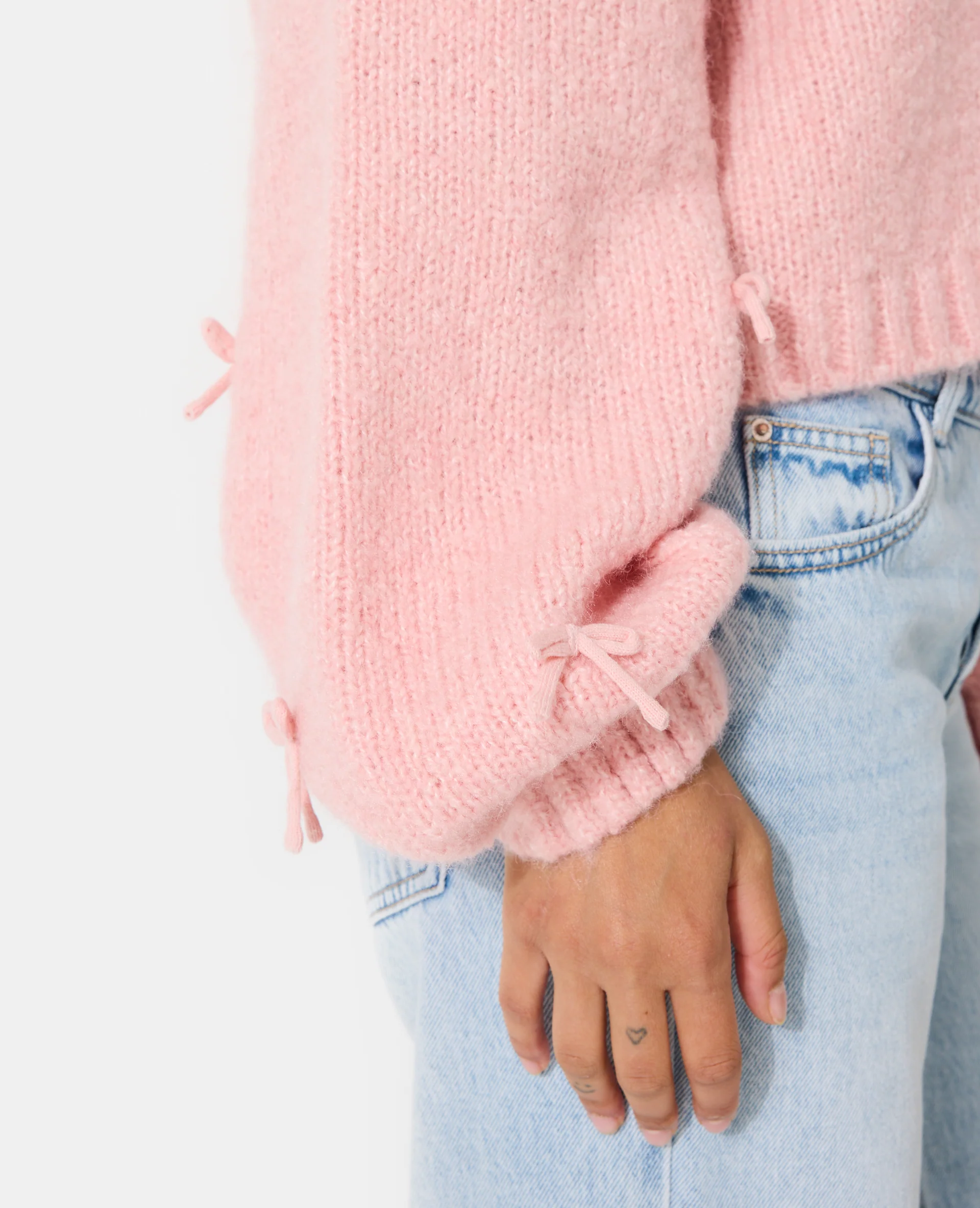 Pull manches amples avec nœuds