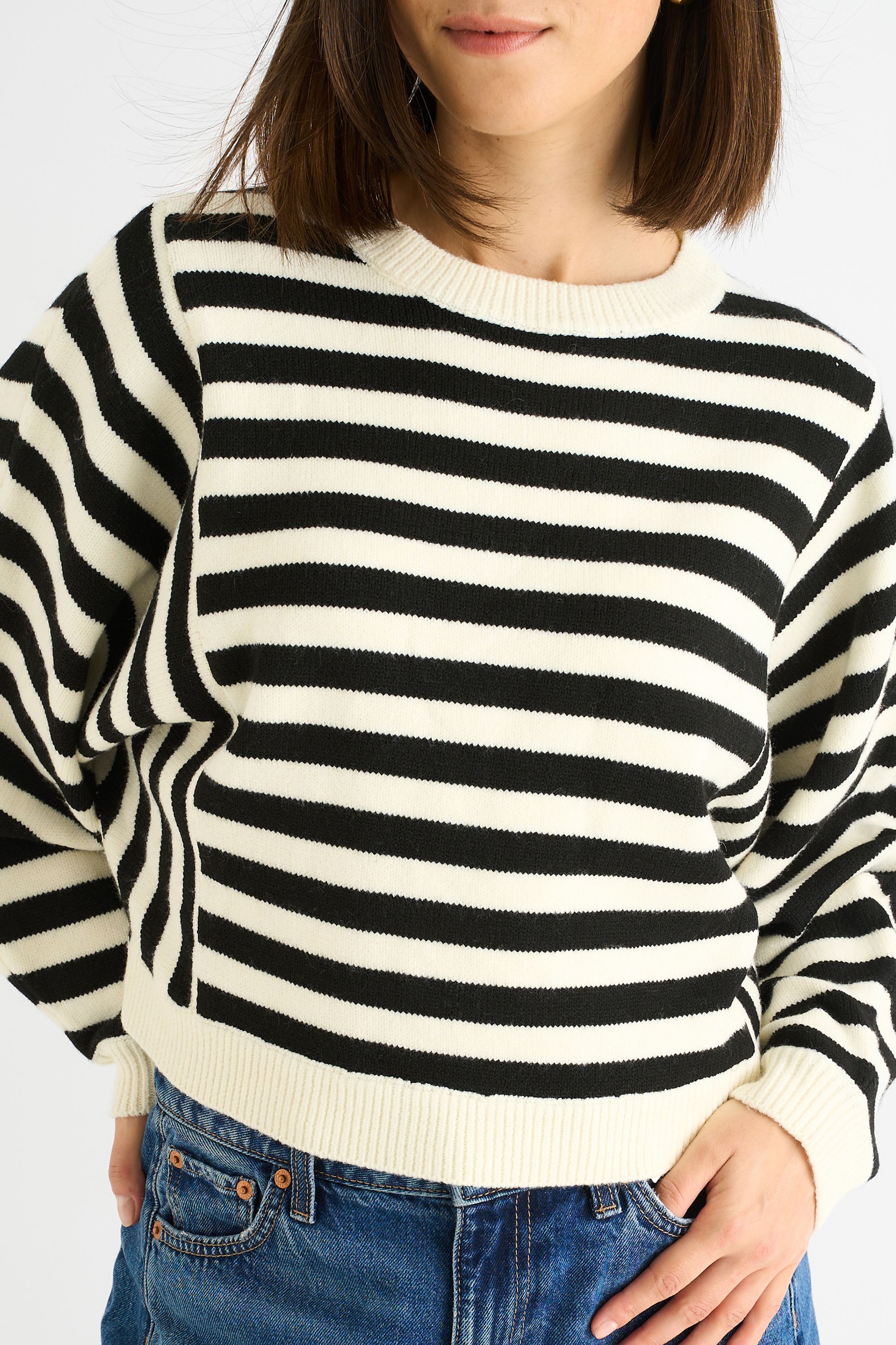 Gini London White Contrast Stripe Loose Fit Knit Jumper
