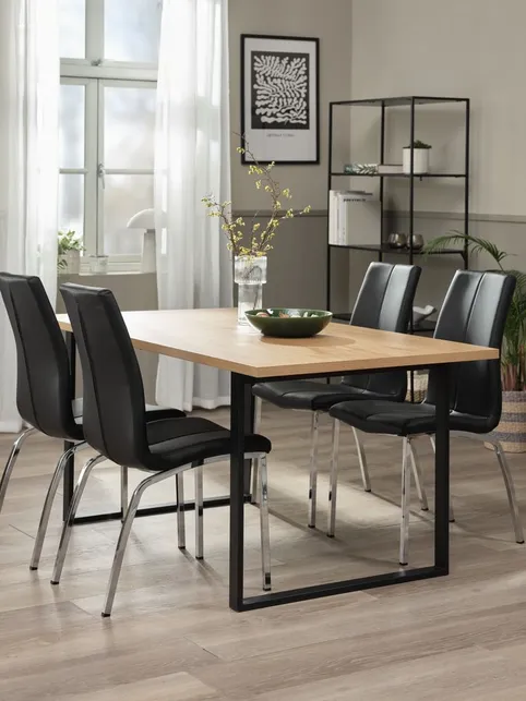 AABENRAA L160 bord varm eg + 4 HAVNDAL stole sort