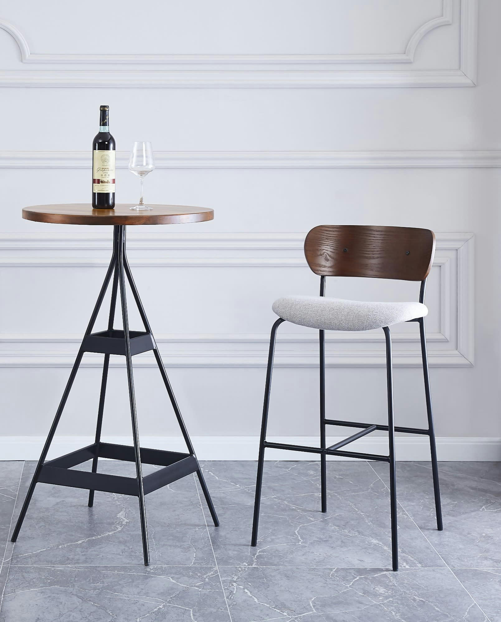 - Lot de 2 tabourets de bar en métal et frêne tissu gris