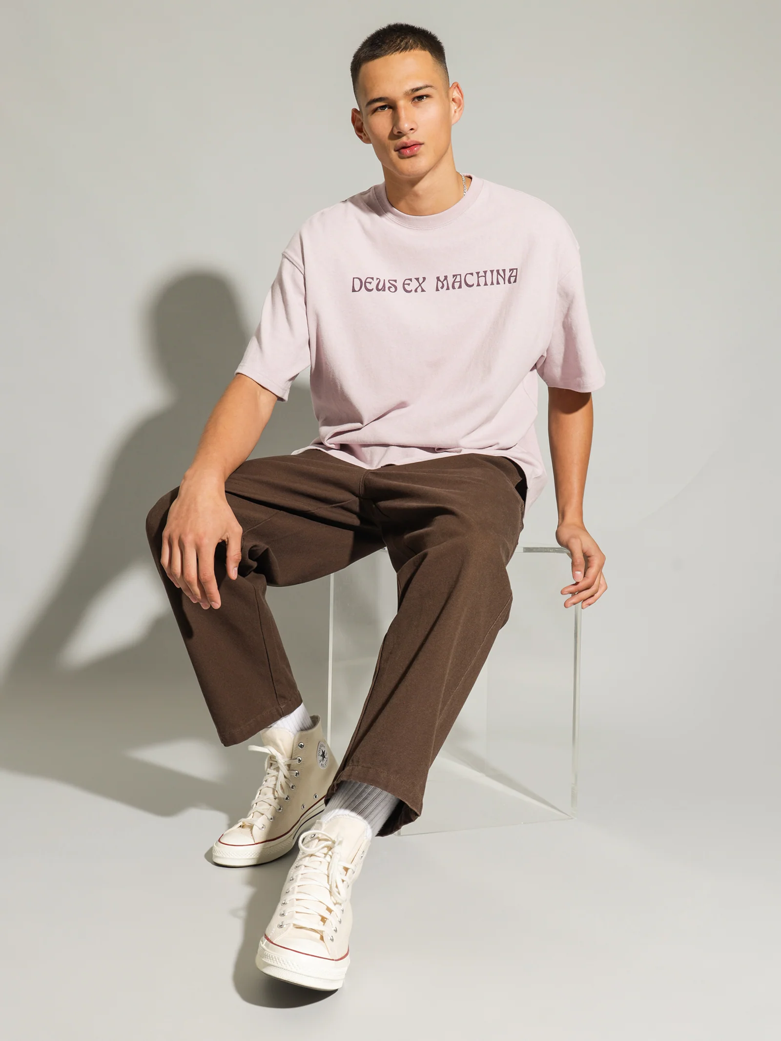 Deus Levitate T-Shirt
