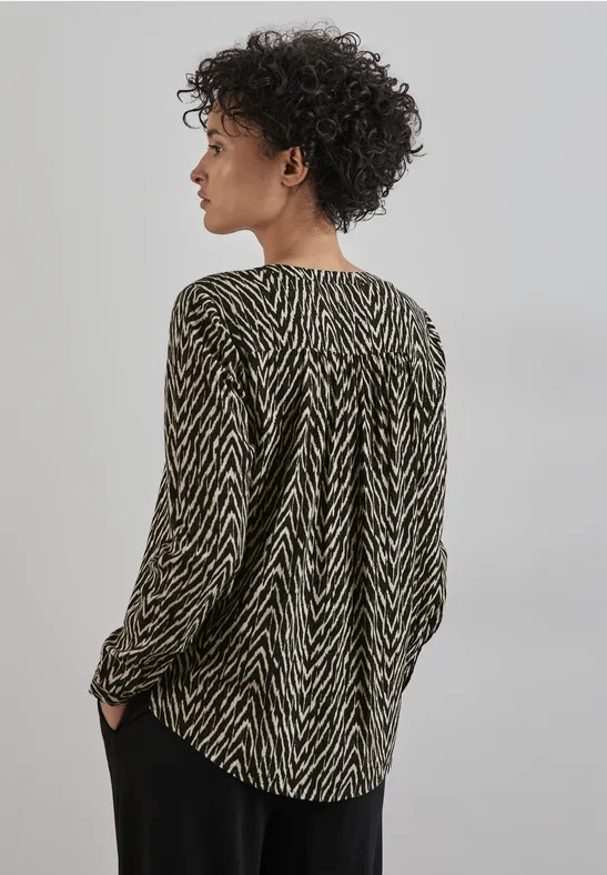 Gemusterte Bluse