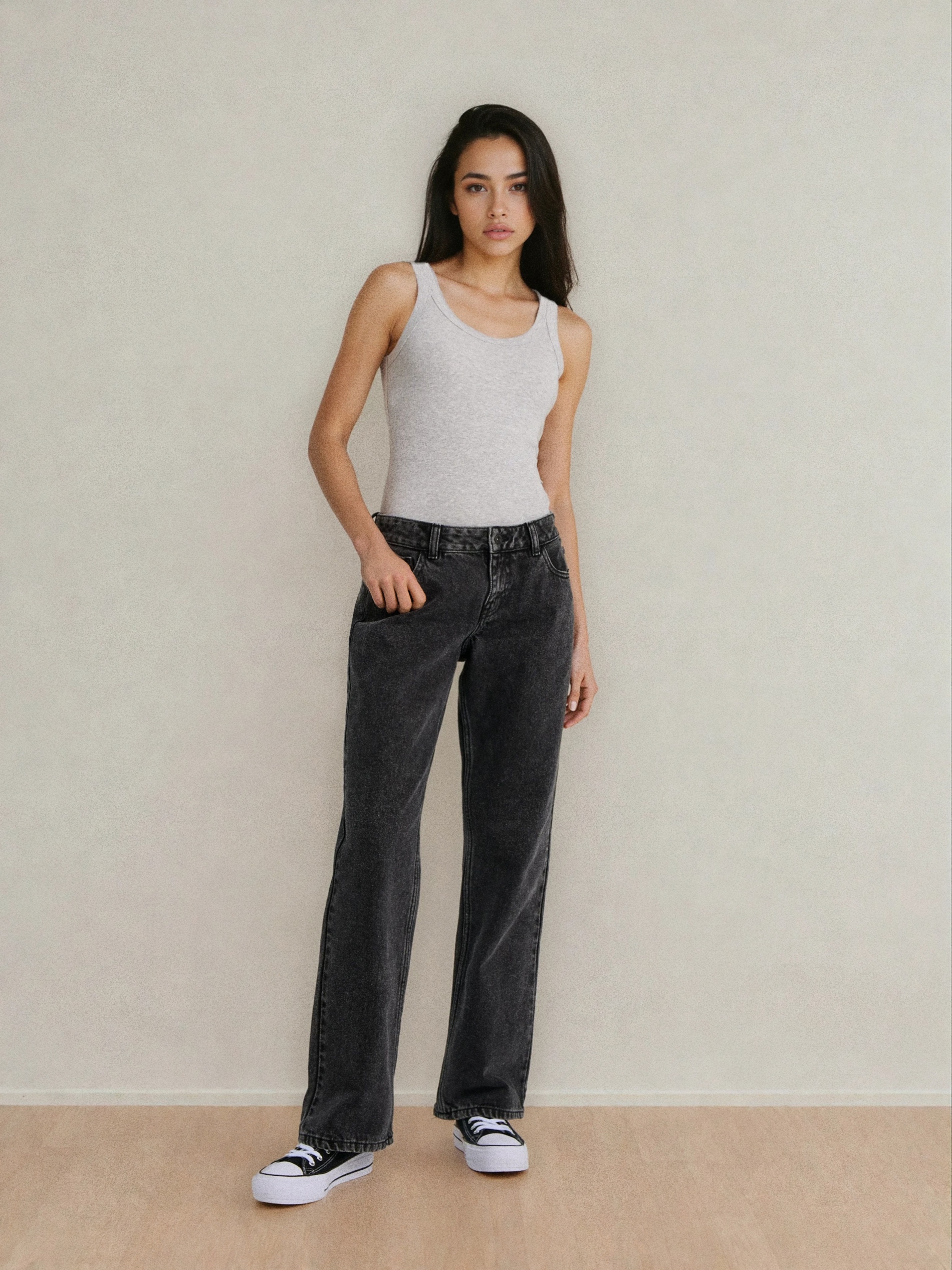 Jeansy straight low waist