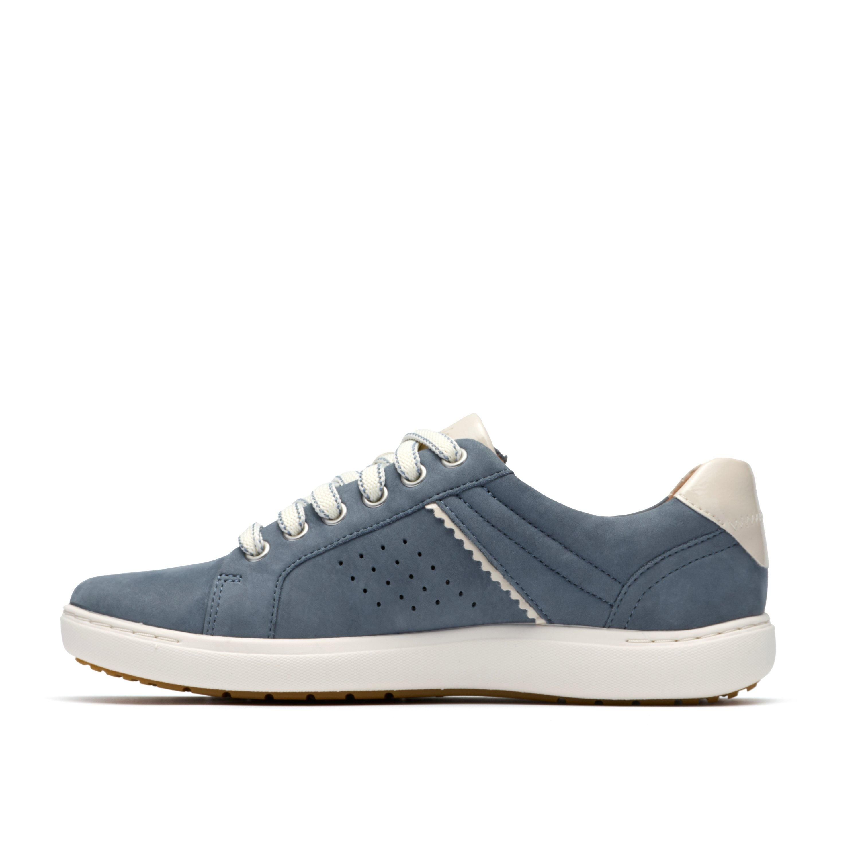 Clarks Nalle Zen Blue Nubuck Trainers