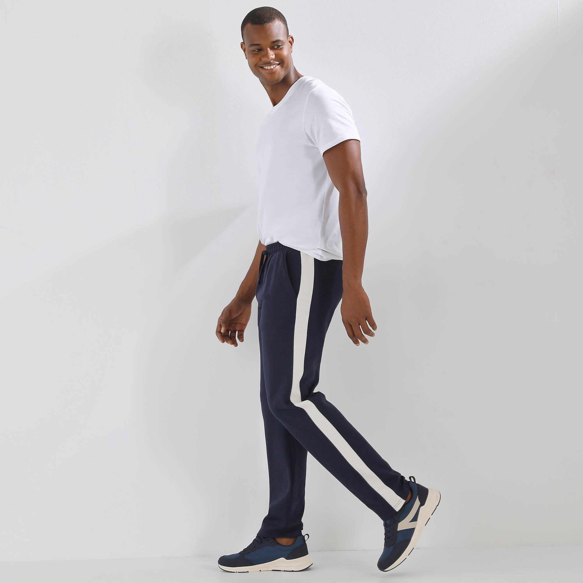 Pantalon de jogging bande c&ocirc;tés