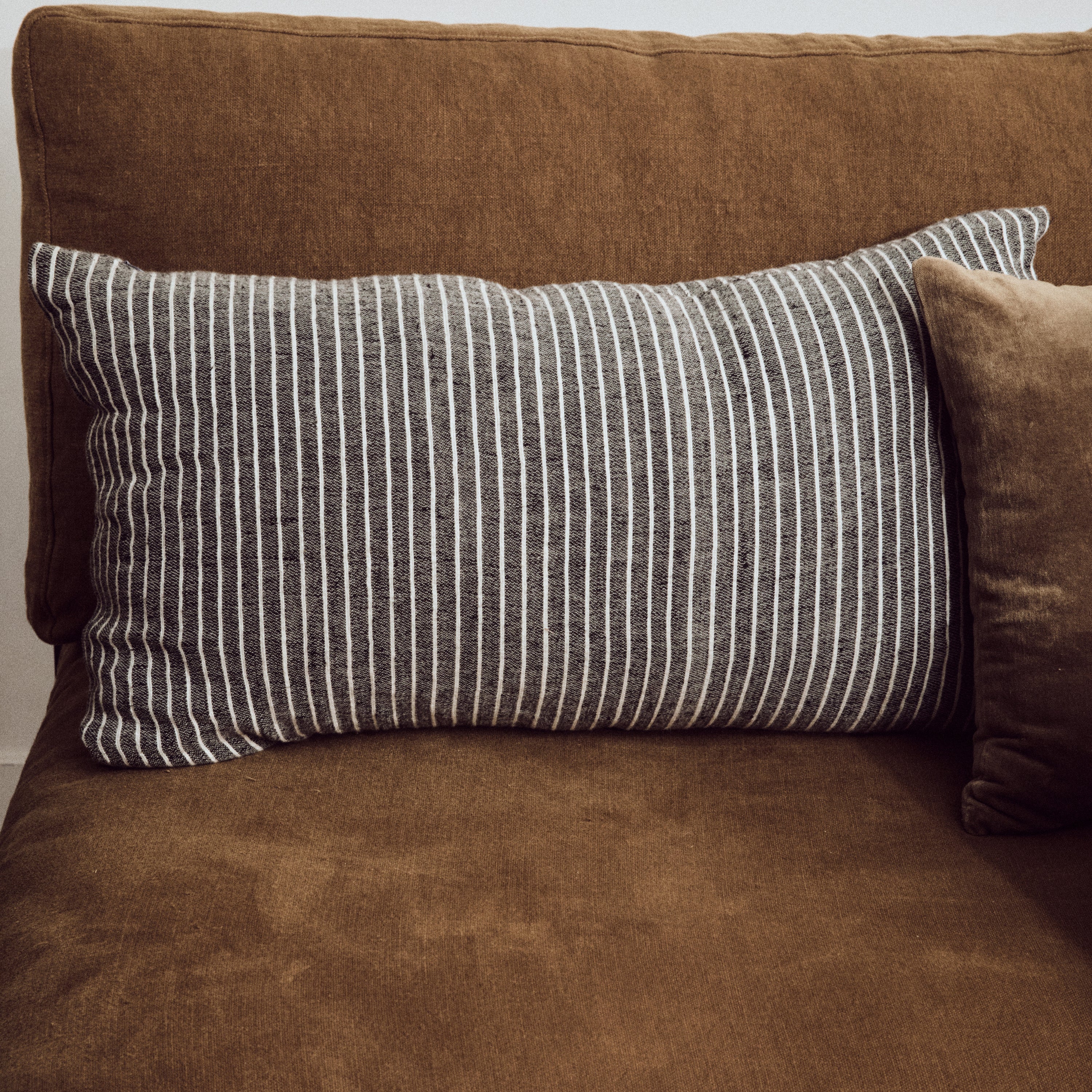 HKliving Striped Sierkussen 40 x 70 cm - Monochrome