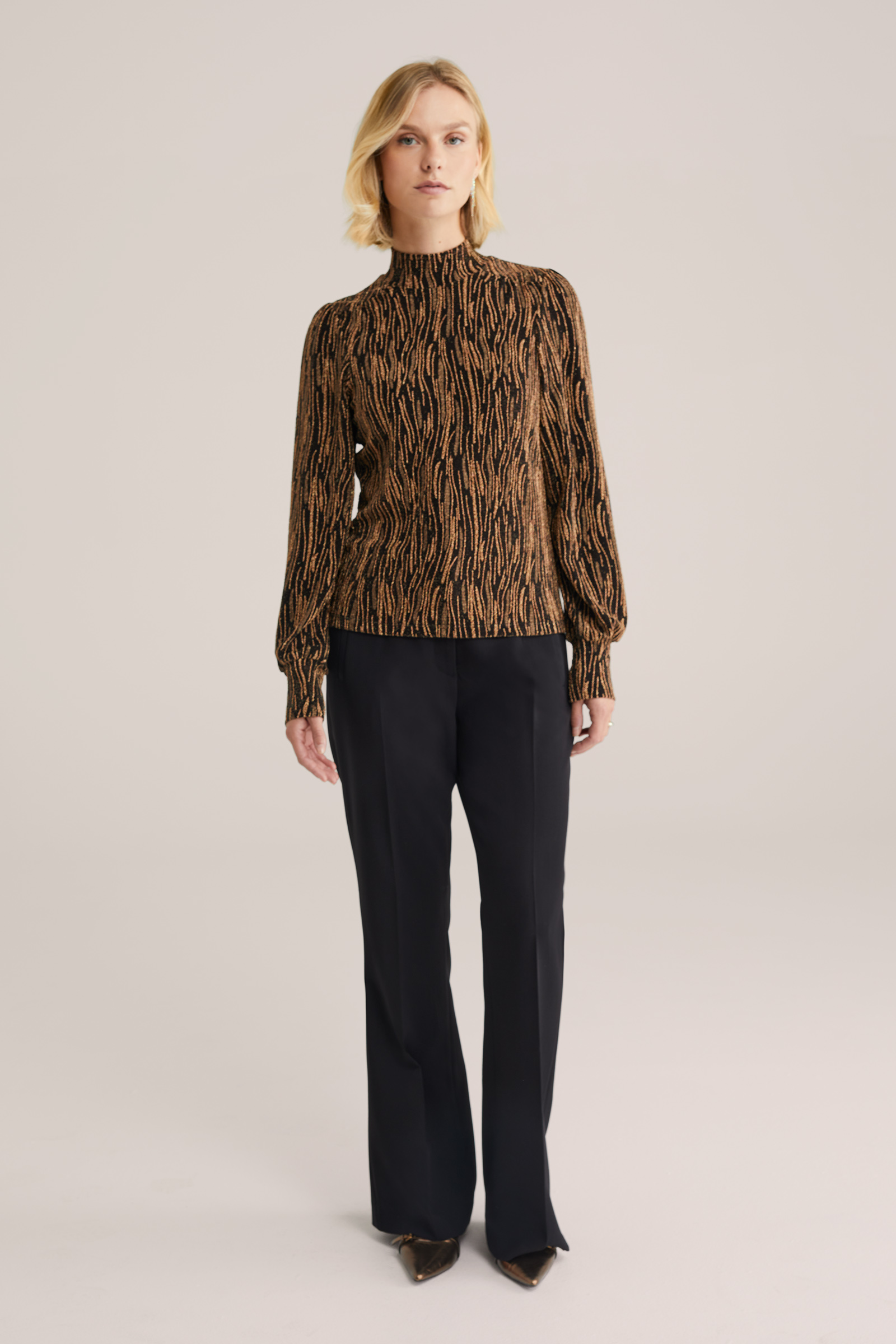 Dames top met glittergaren