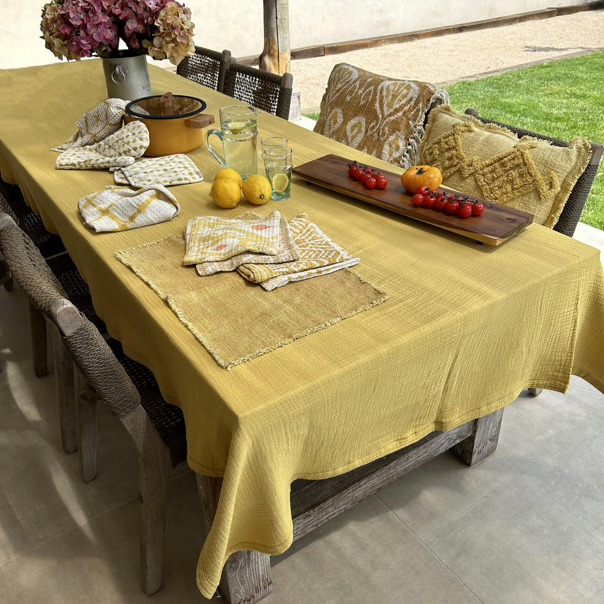 CAMARO - Nappe en coton jaune 150x250cm