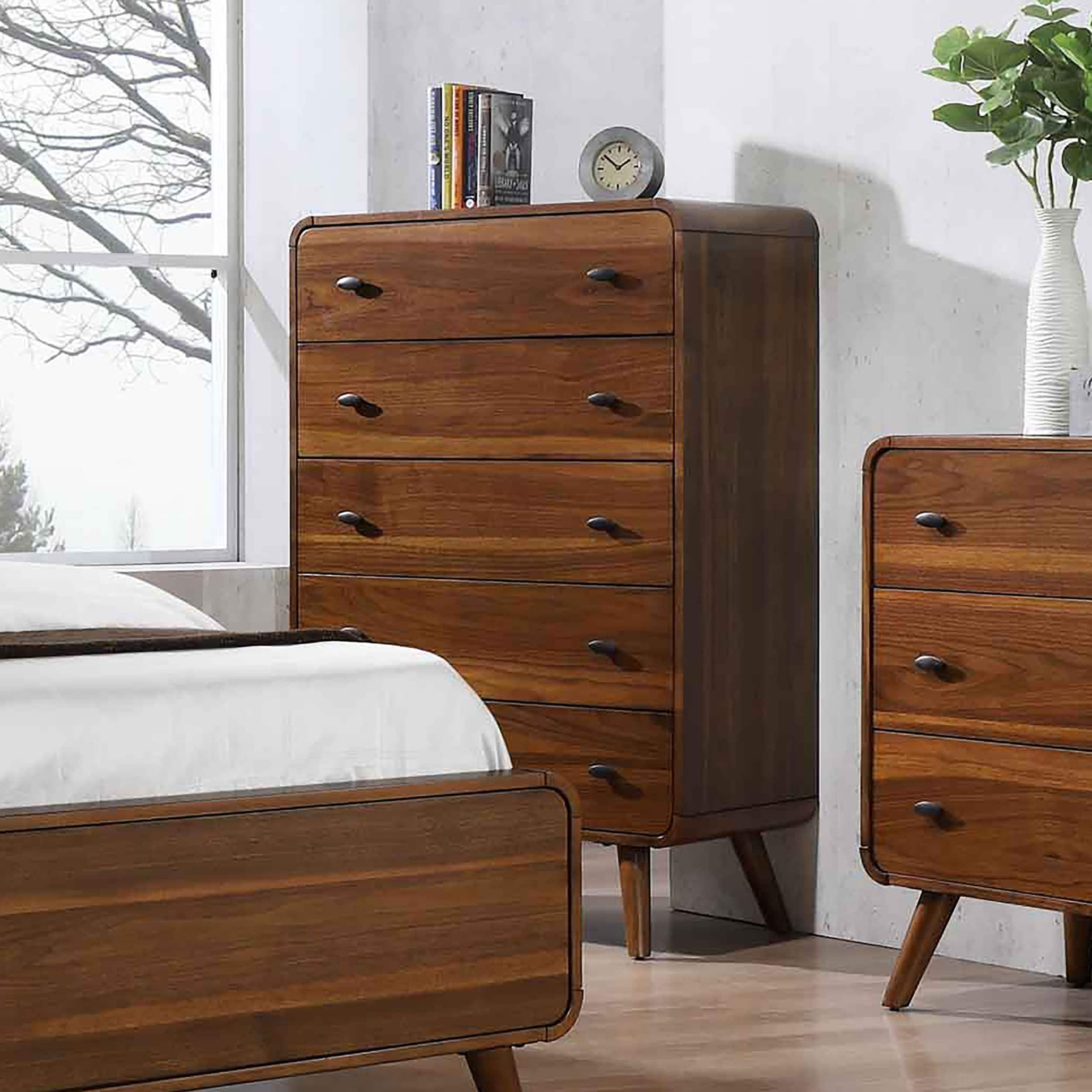 Robyn Contemporary Wood 5-drawer Bedroom Chest Dark Walnut