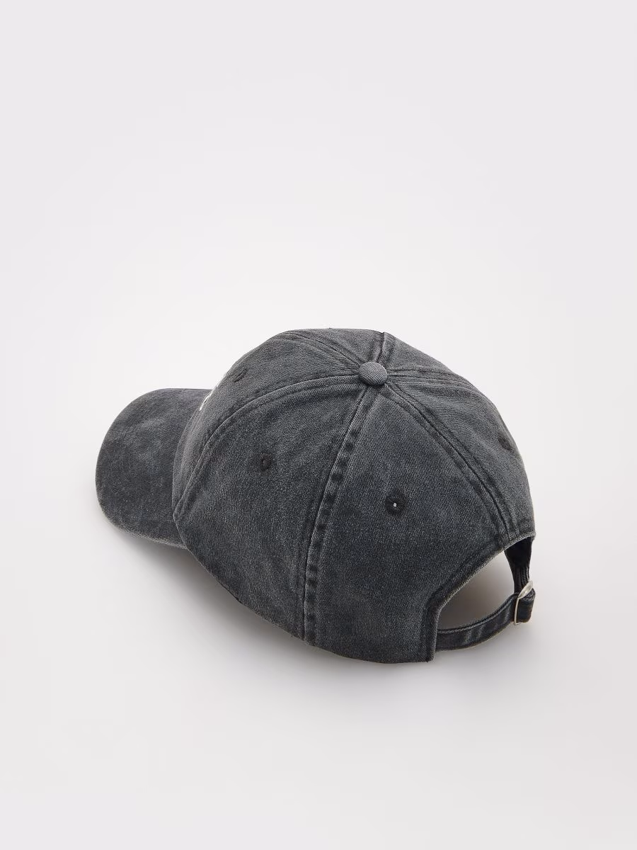 Baseball Cap With Embroidery